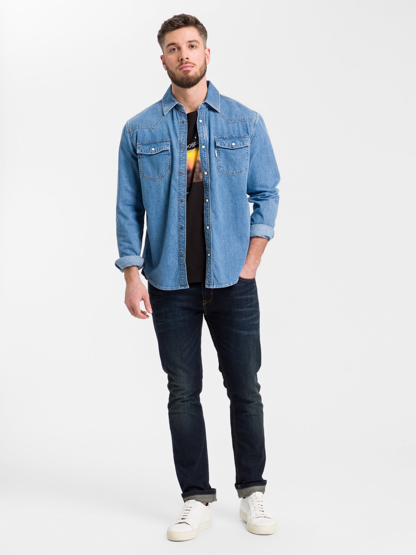 REGULAR FIT  T-SHIRT