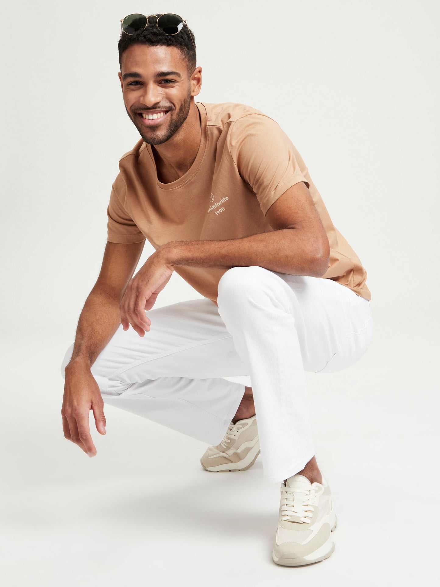REGULAR FIT  T-SHIRT