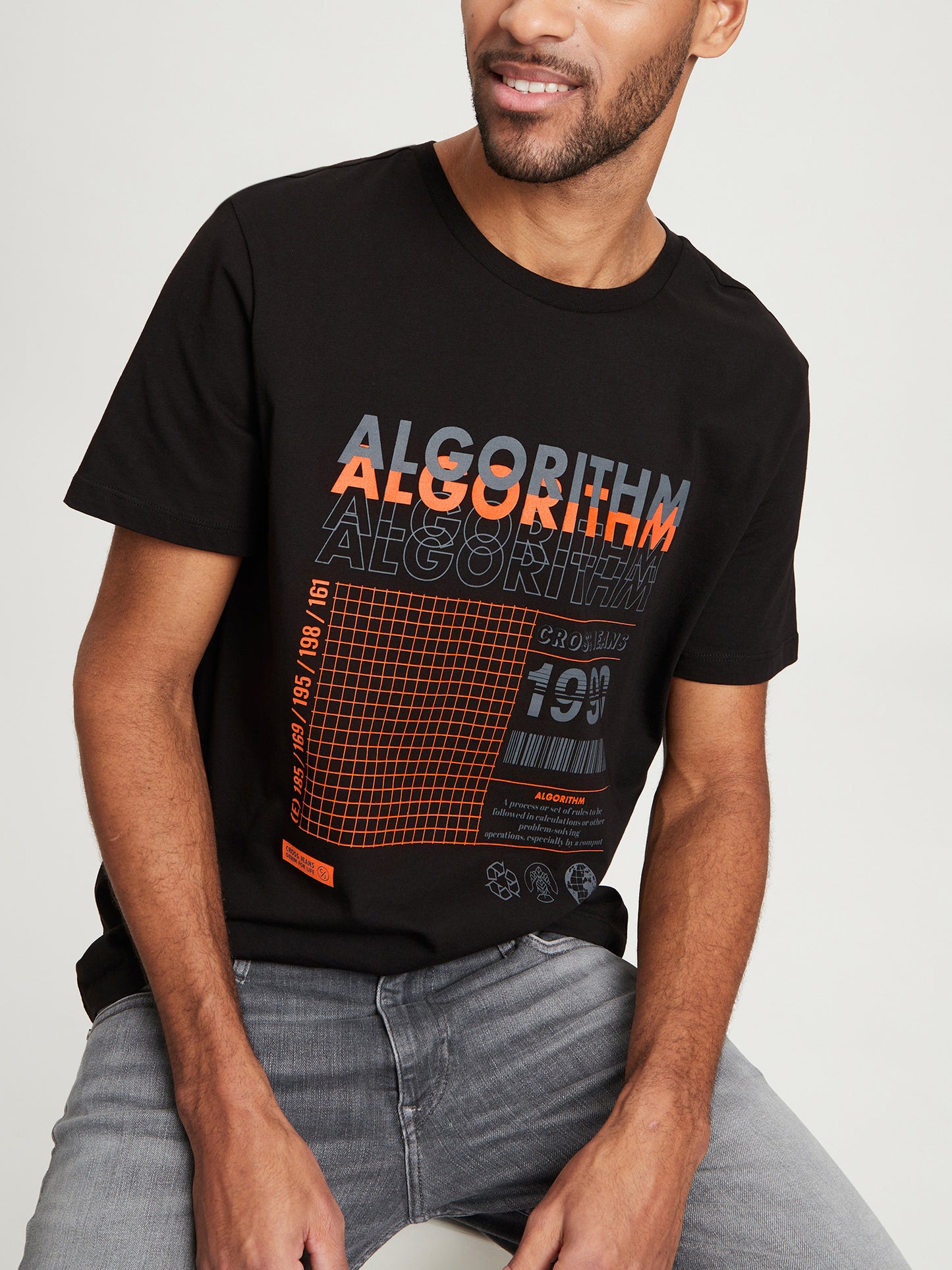 REGULAR FIT  T-SHIRT