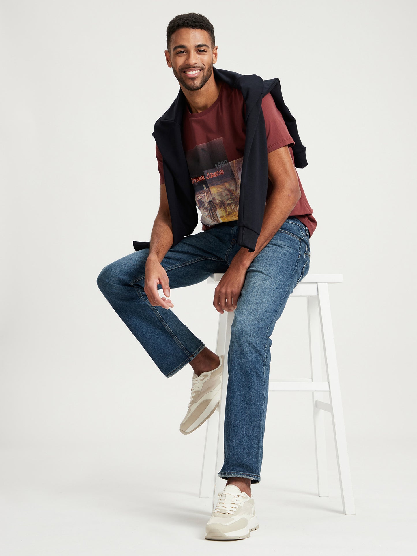 REGULAR FIT  T-SHIRT