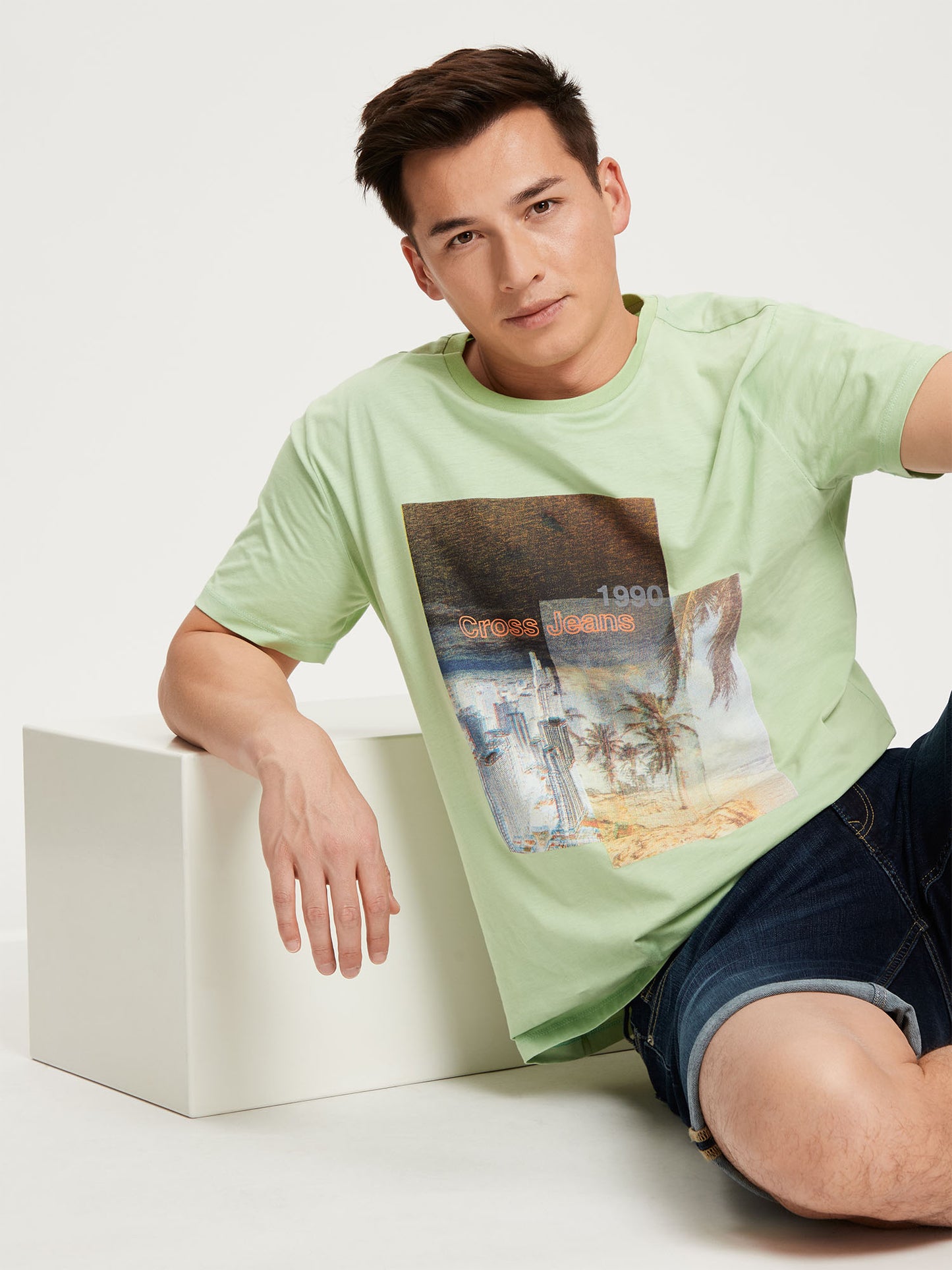 REGULAR FIT  T-SHIRT