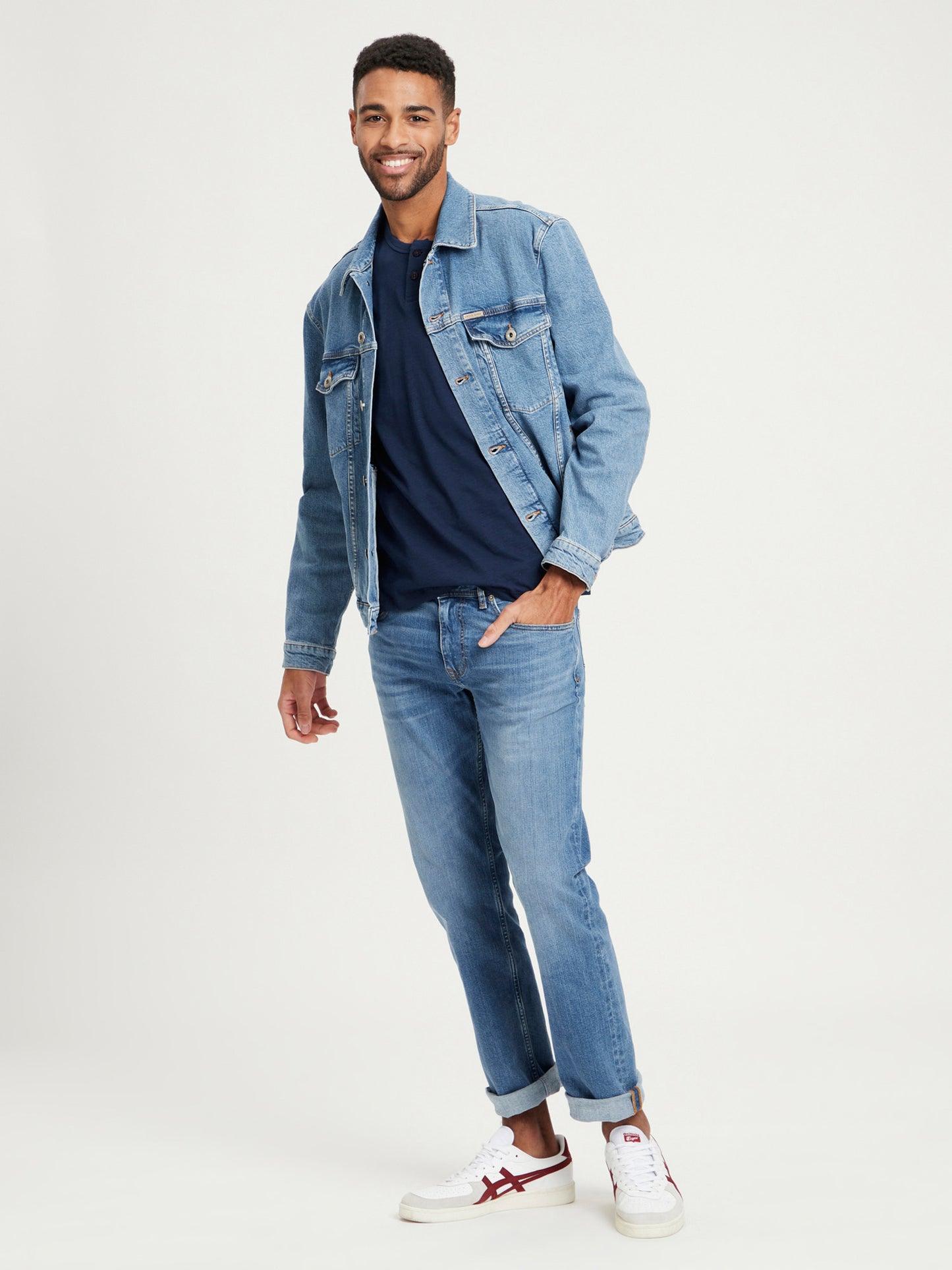 REGULAR FIT  T-SHIRT