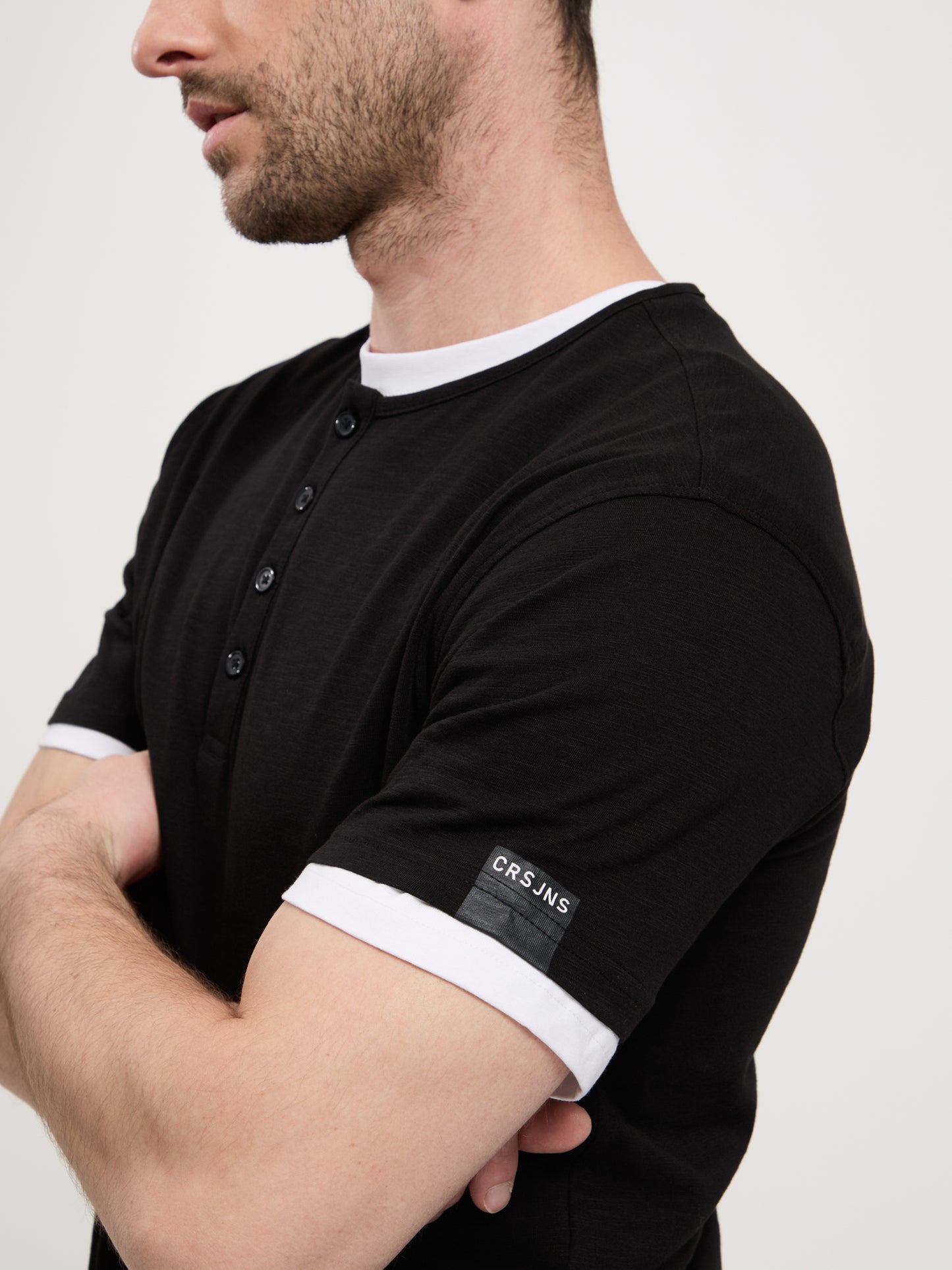 REGULAR FIT  T-SHIRT