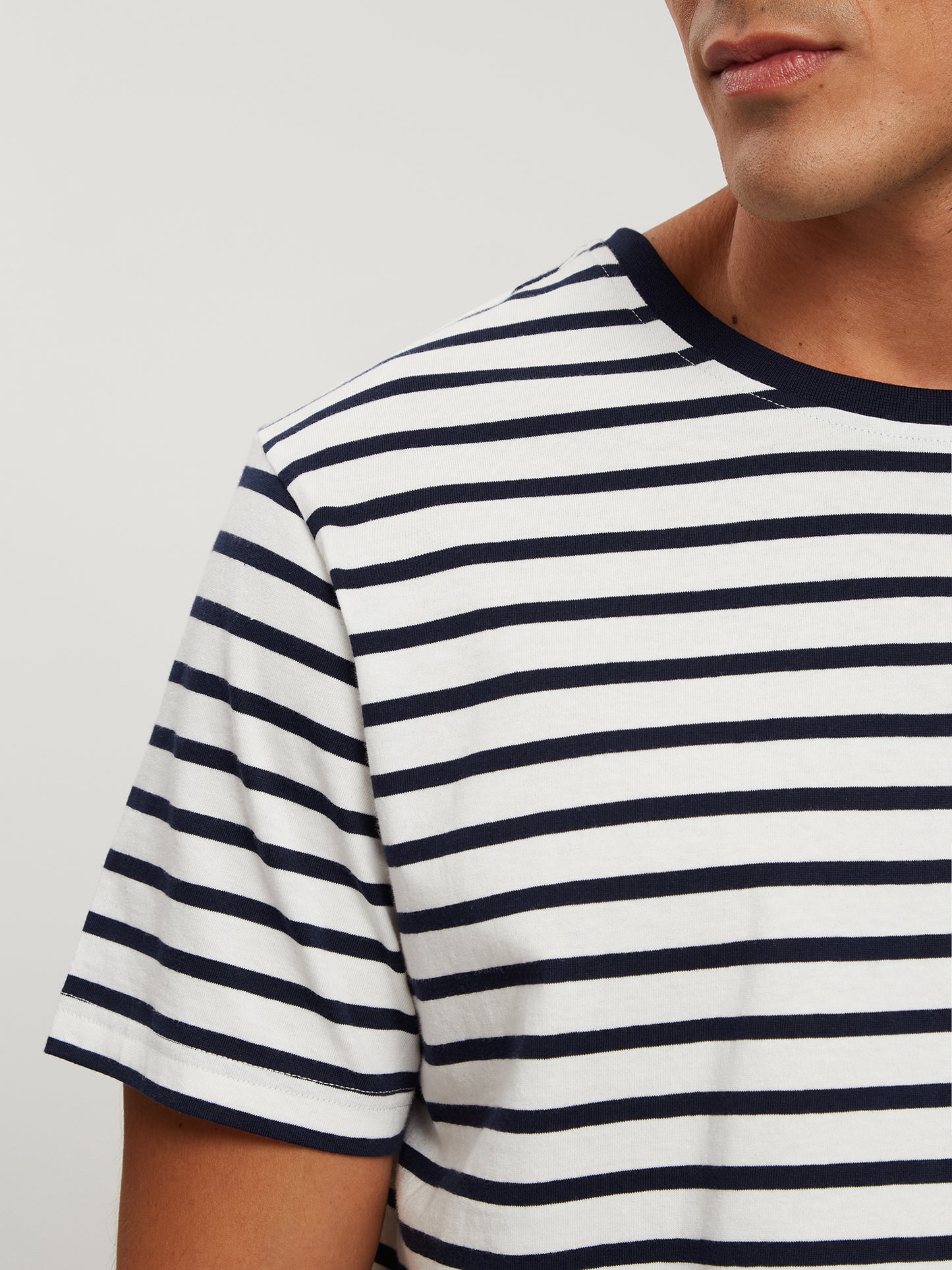 REGULAR FIT JERSEY T-SHIRT