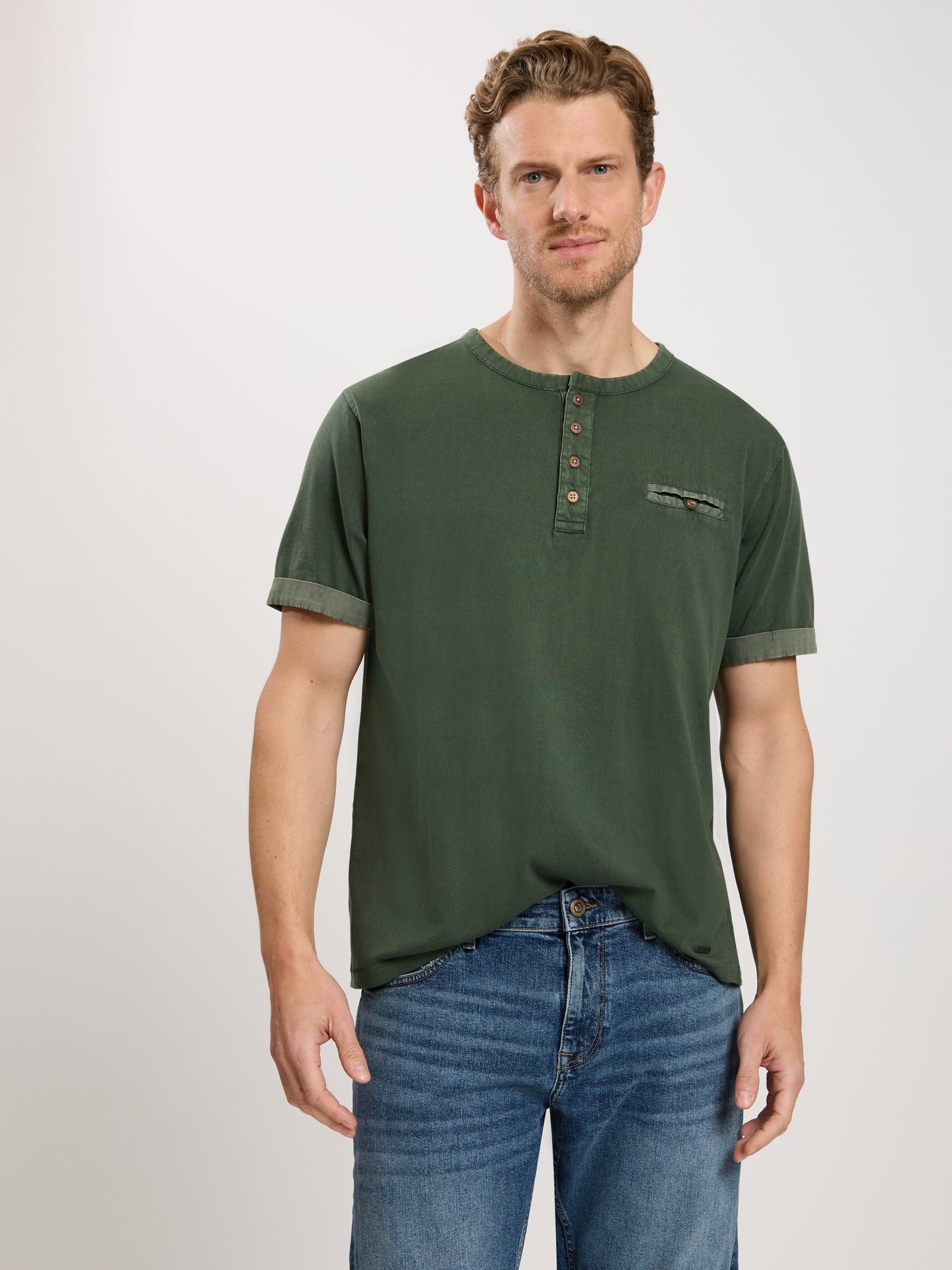 Men's regular t-shirt in khaki