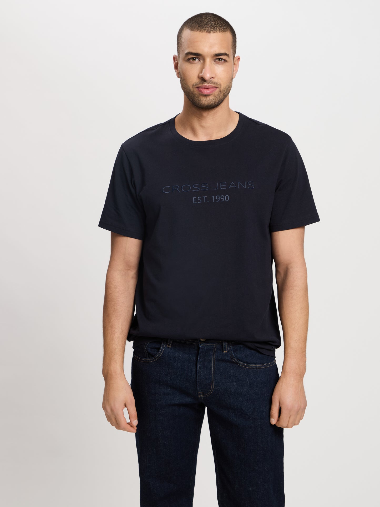 REGULAR FIT  T-SHIRT