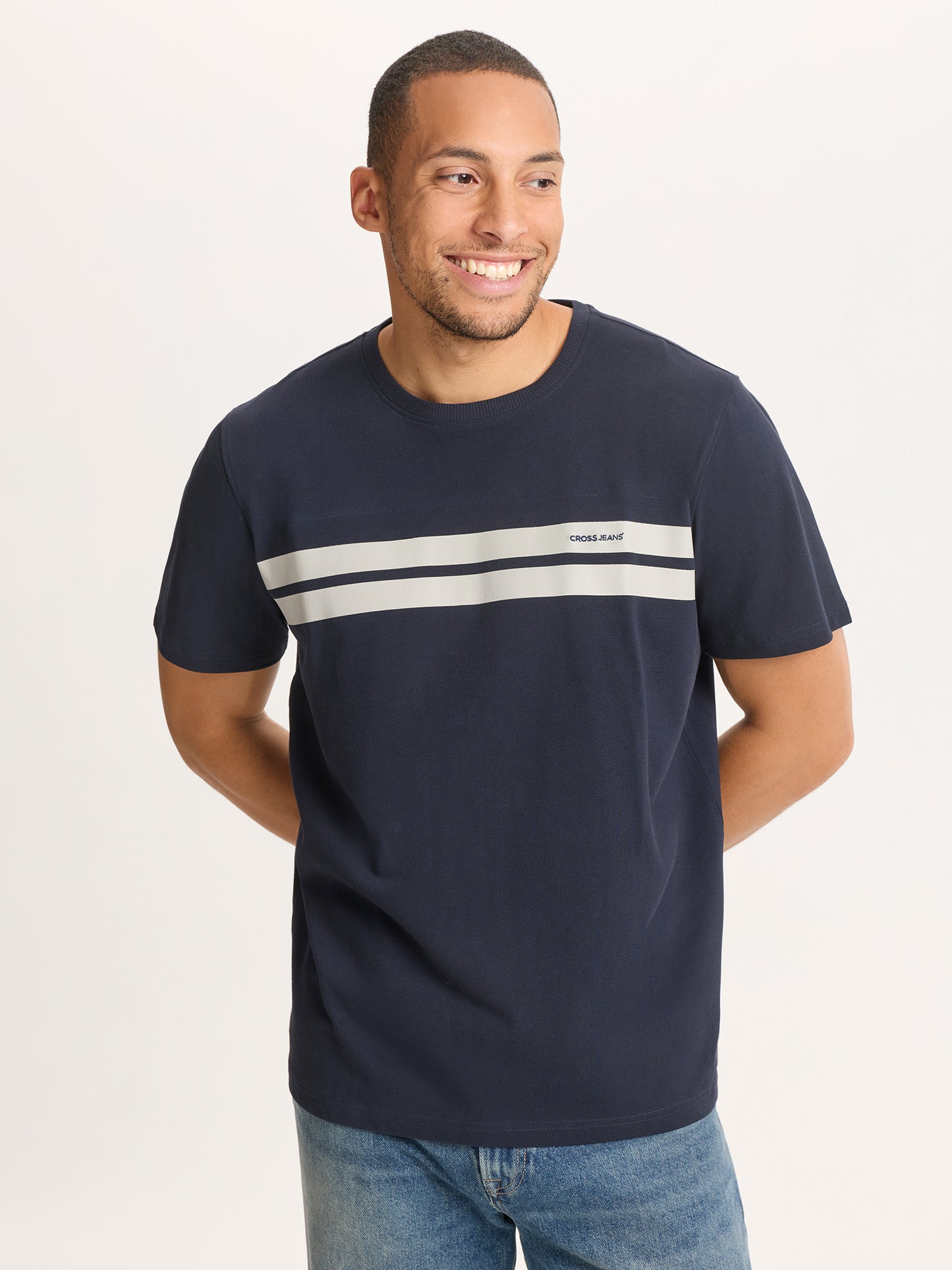 REGULAR FIT  T-SHIRT