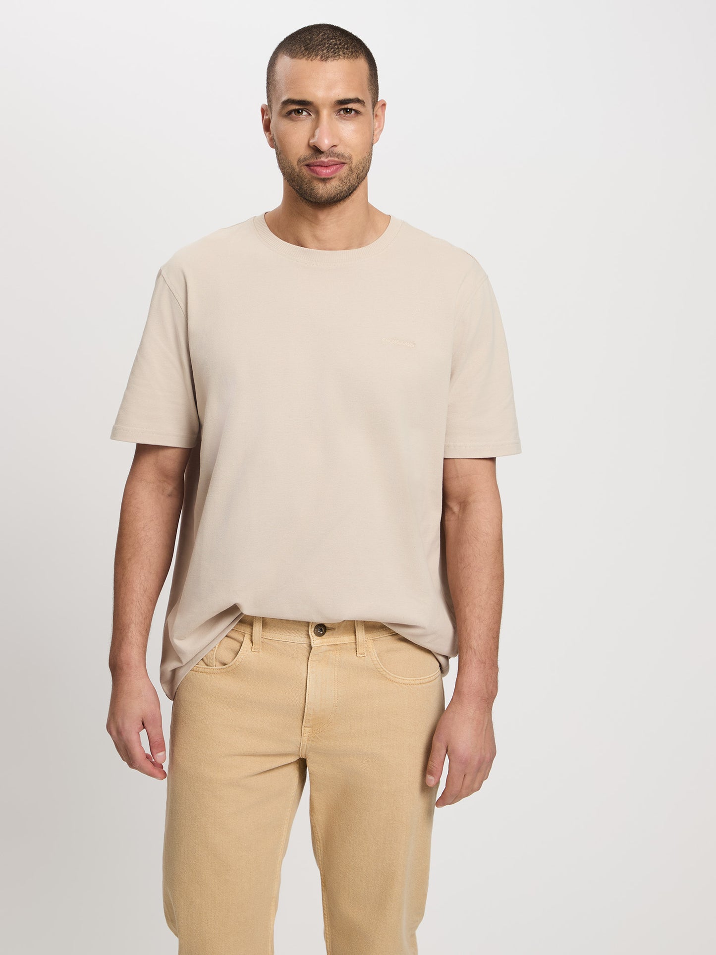 REGULAR FIT  T-SHIRT