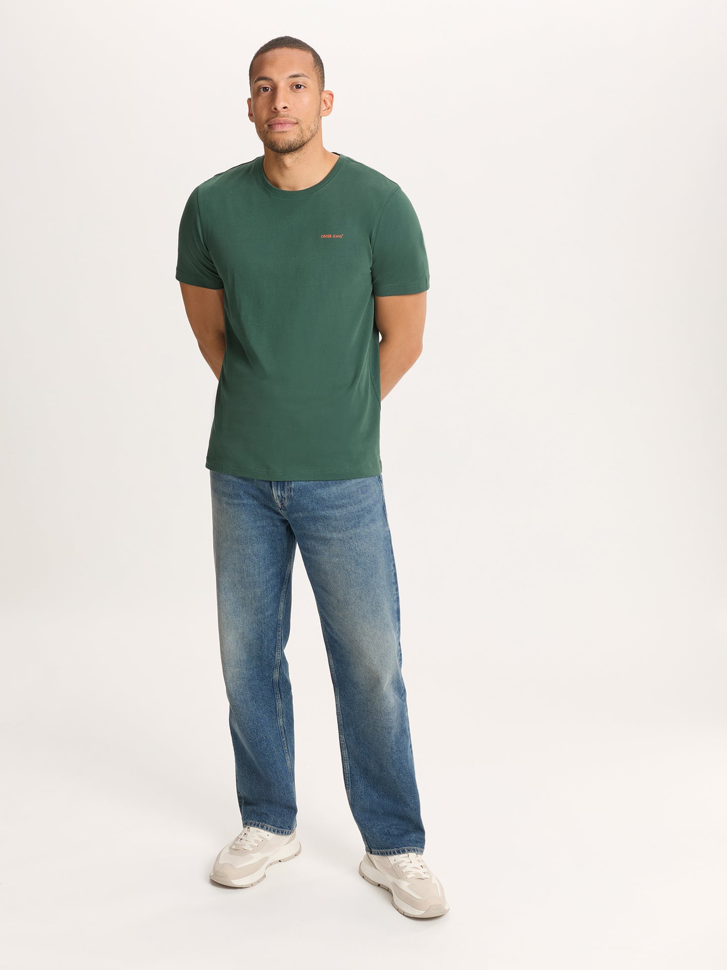 REGULAR FIT  T-SHIRT