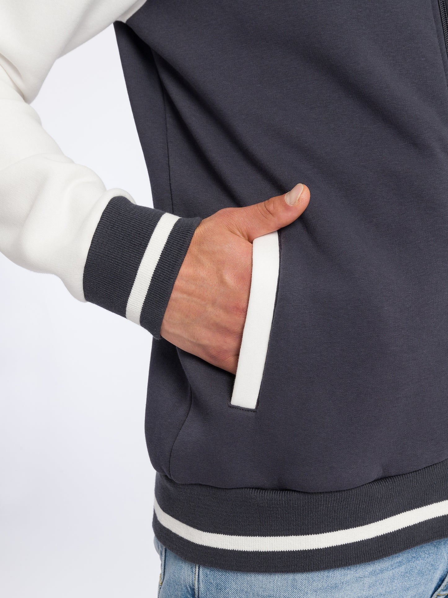 REGULAR FIT  SWEATSHIRTJACKE