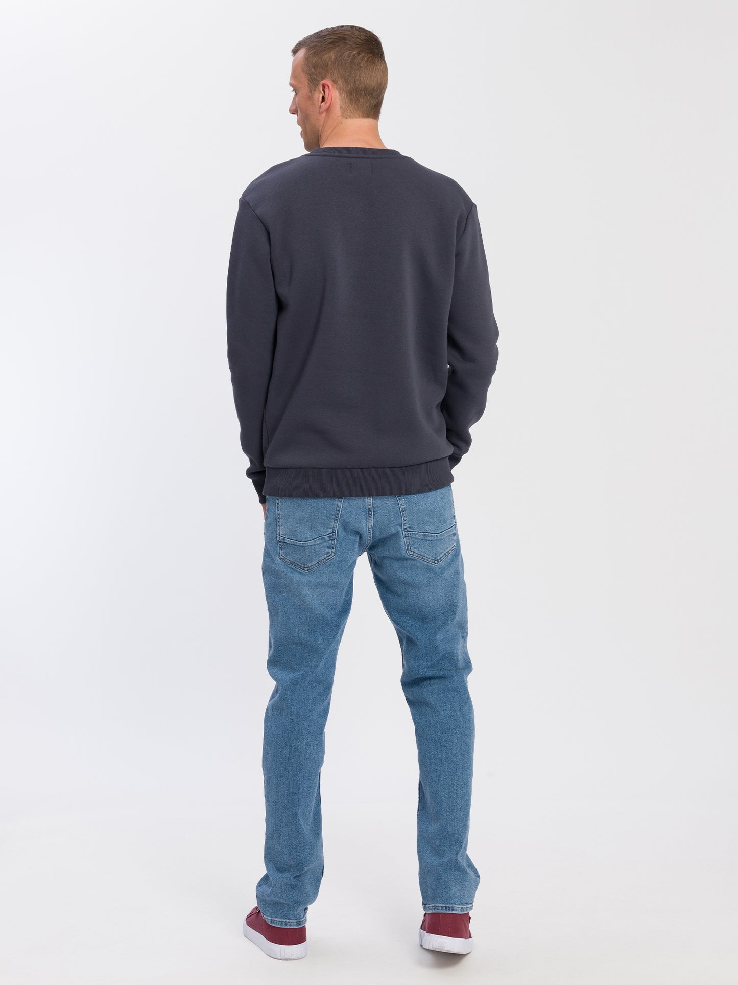 REGULAR FIT  SWEATSHIRT