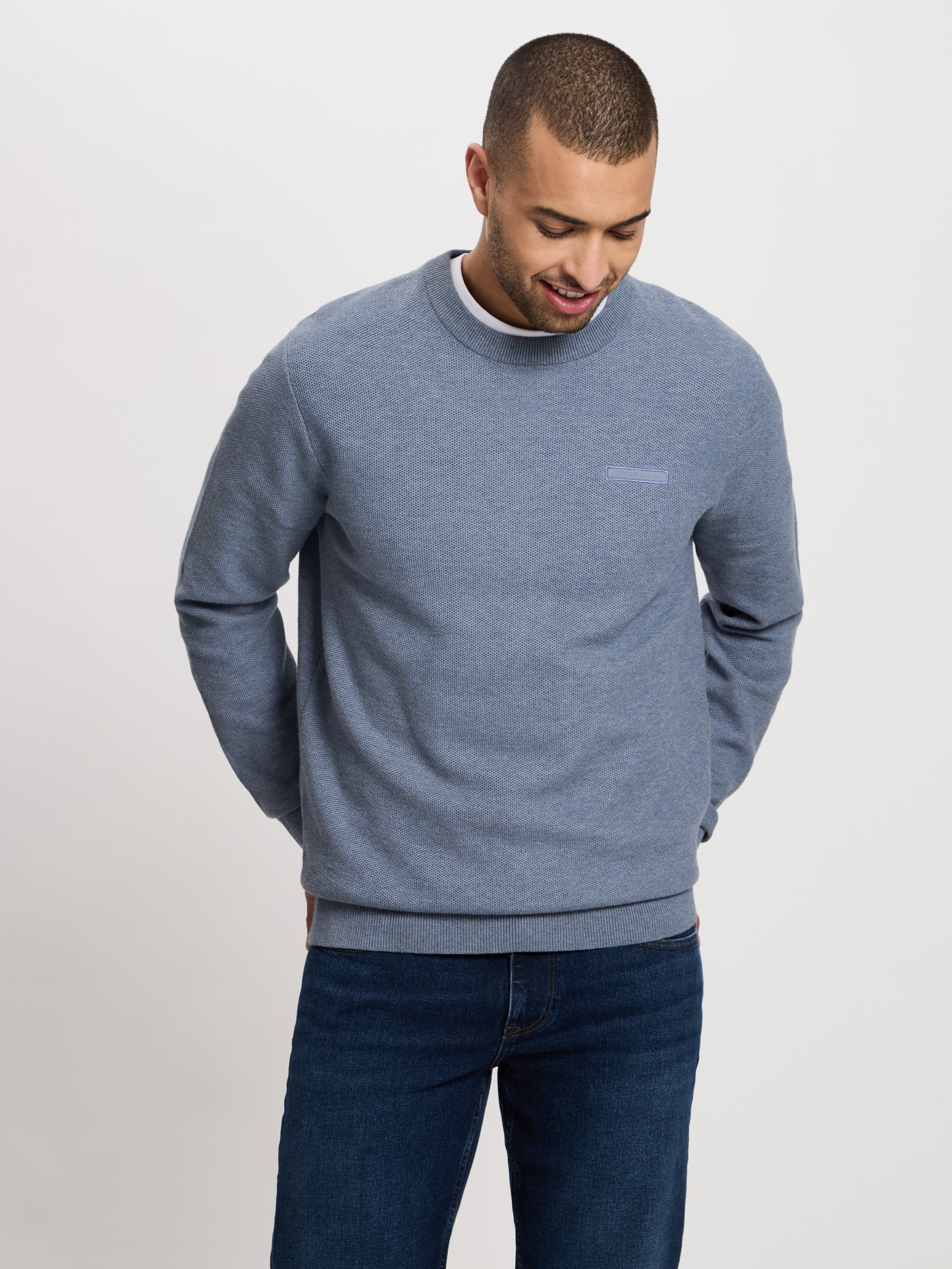 REGULAR FIT  SWEATSHIRT