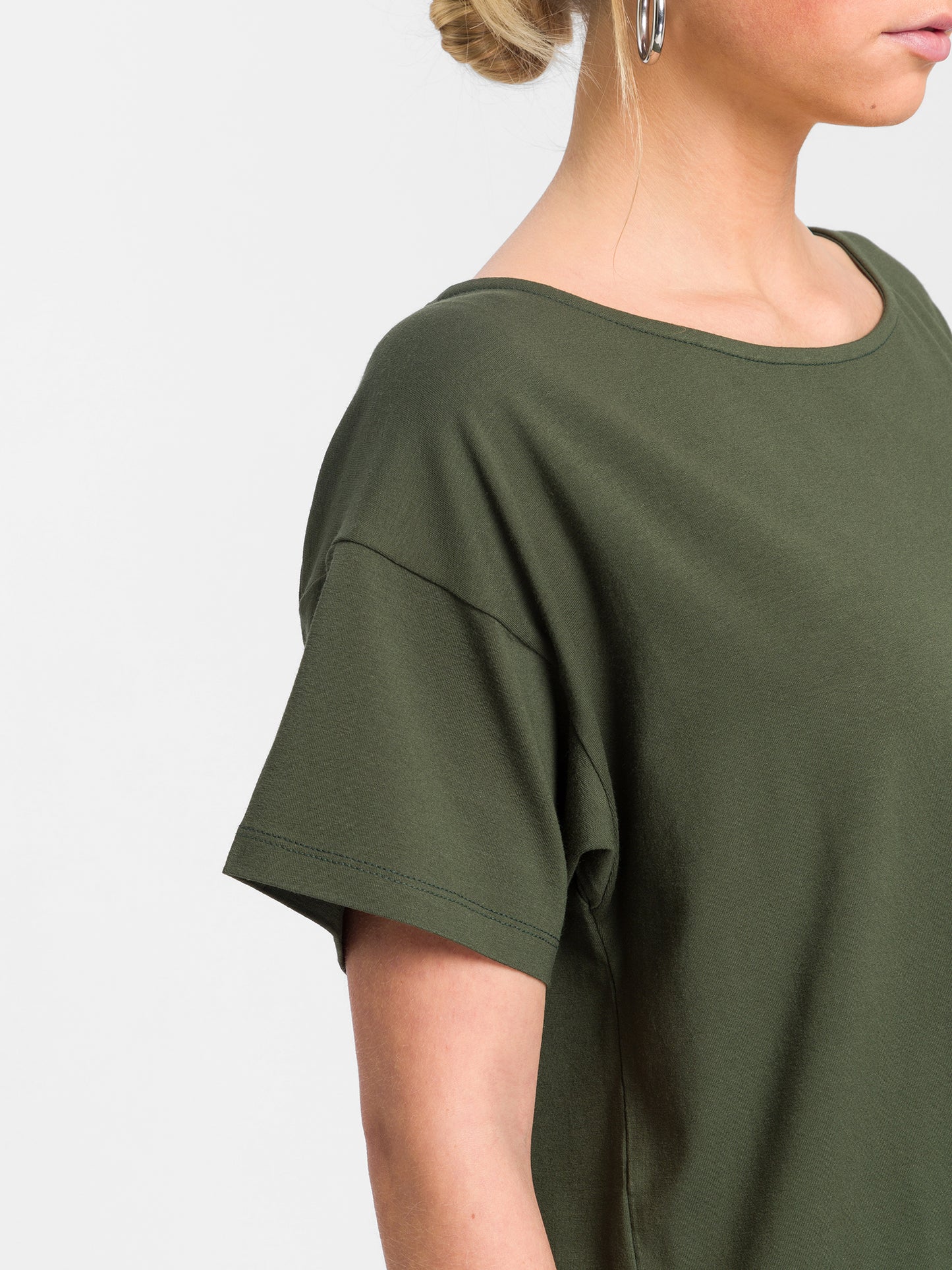 OVERSIZED  T-SHIRT