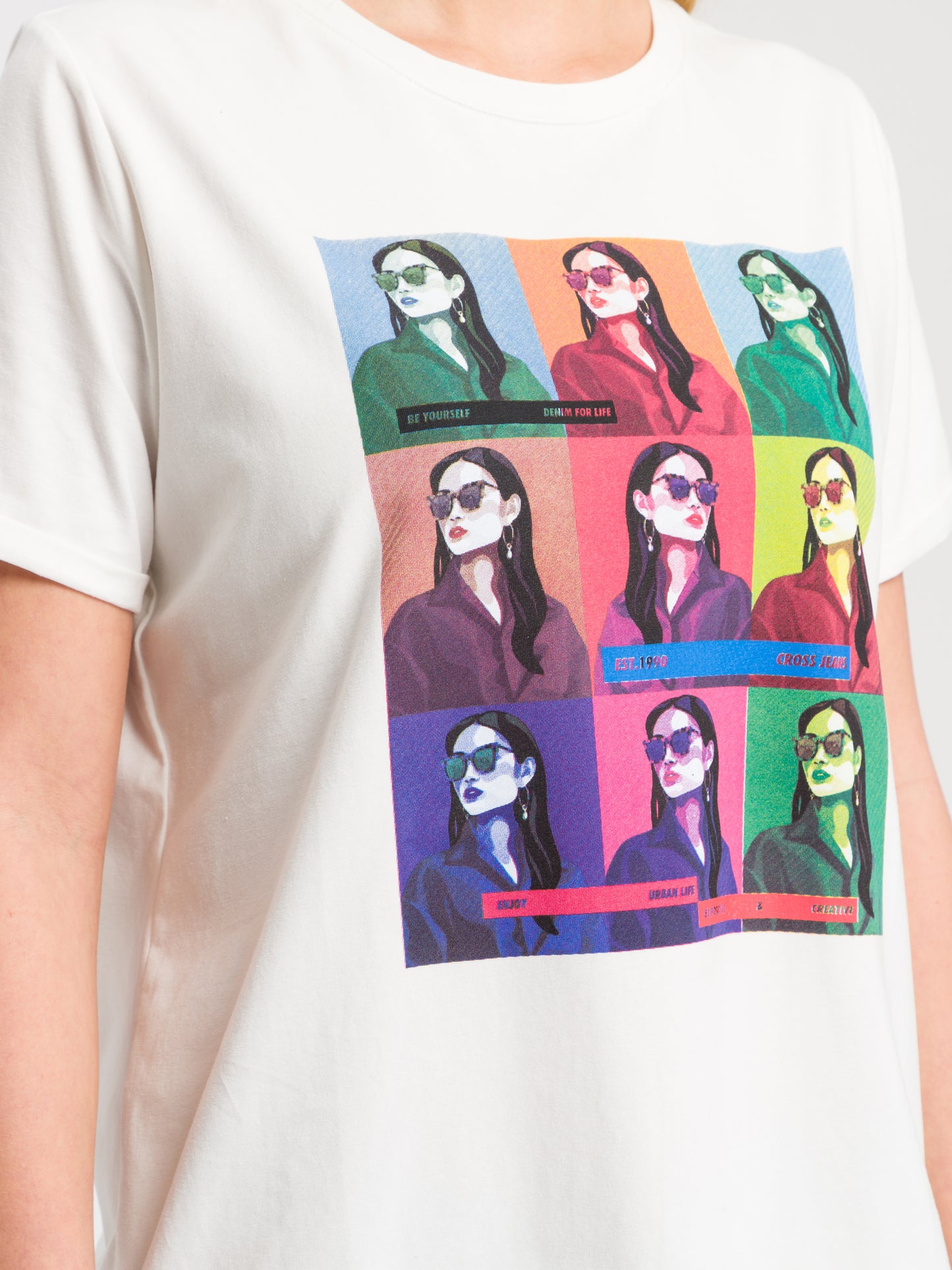 REGULAR FIT  T-SHIRT