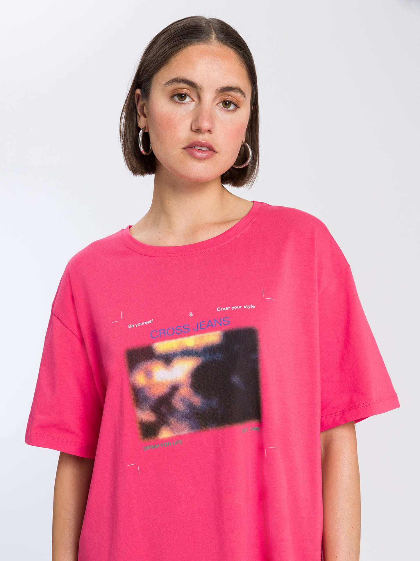 REGULAR FIT  T-SHIRT