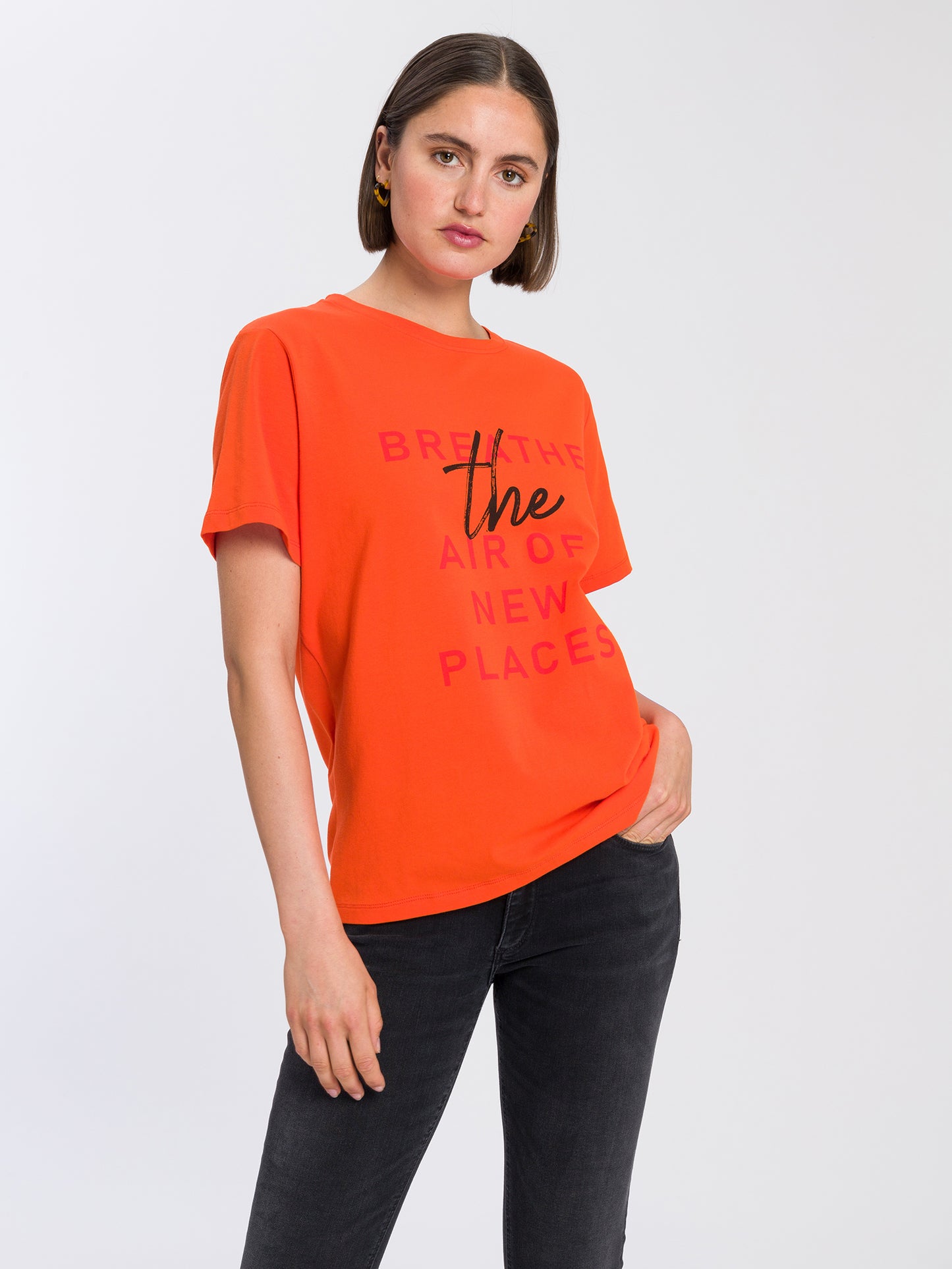 REGULAR FIT  T-SHIRT