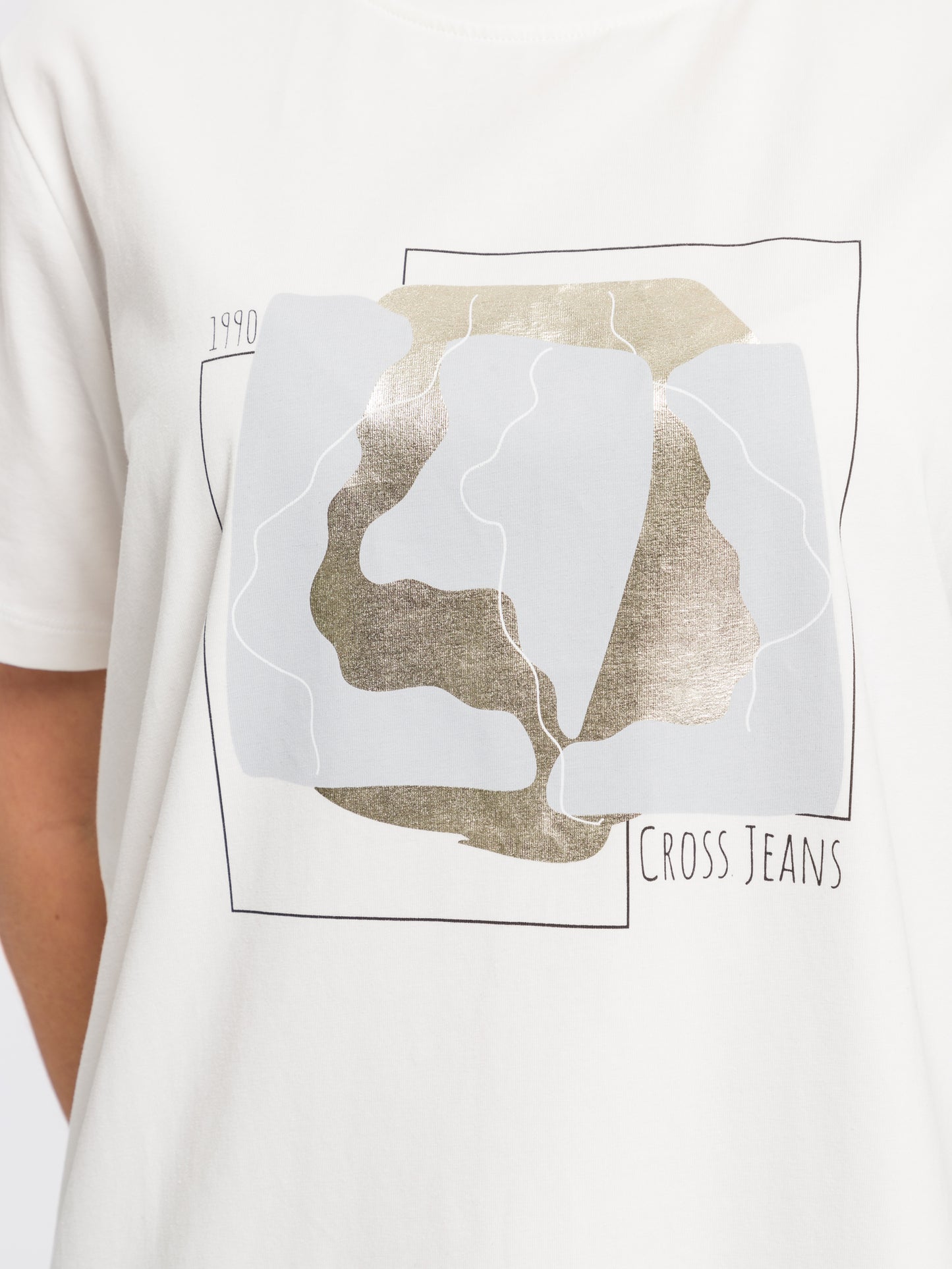 REGULAR FIT  T-SHIRT