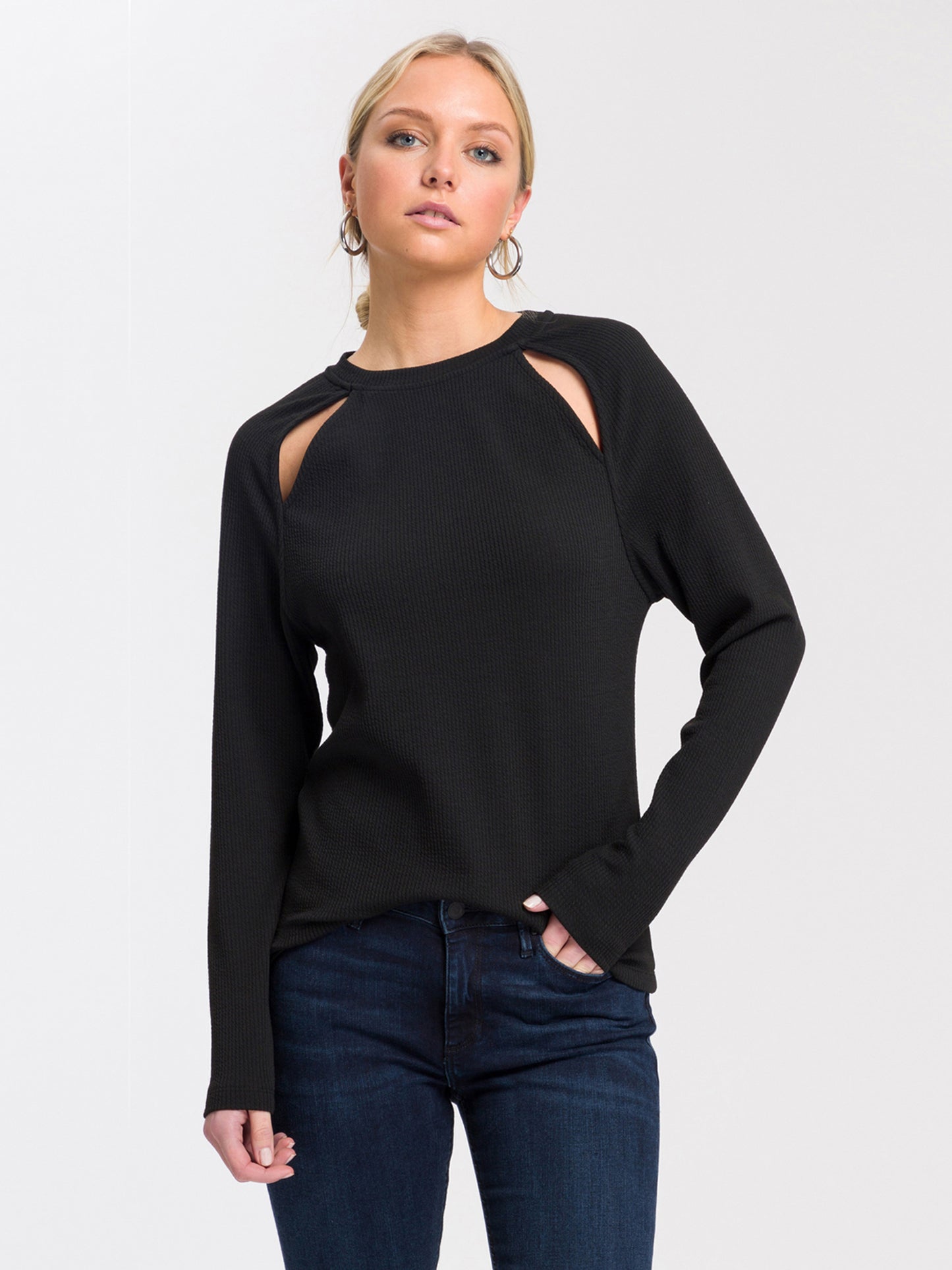 Women's slim long-sleeved shirt with cut-outs black