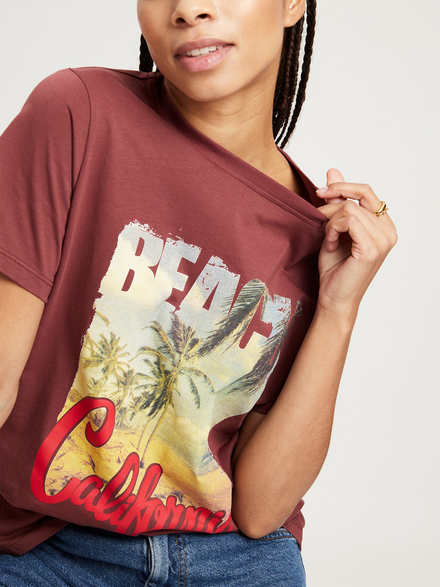 REGULAR FIT  T-SHIRT