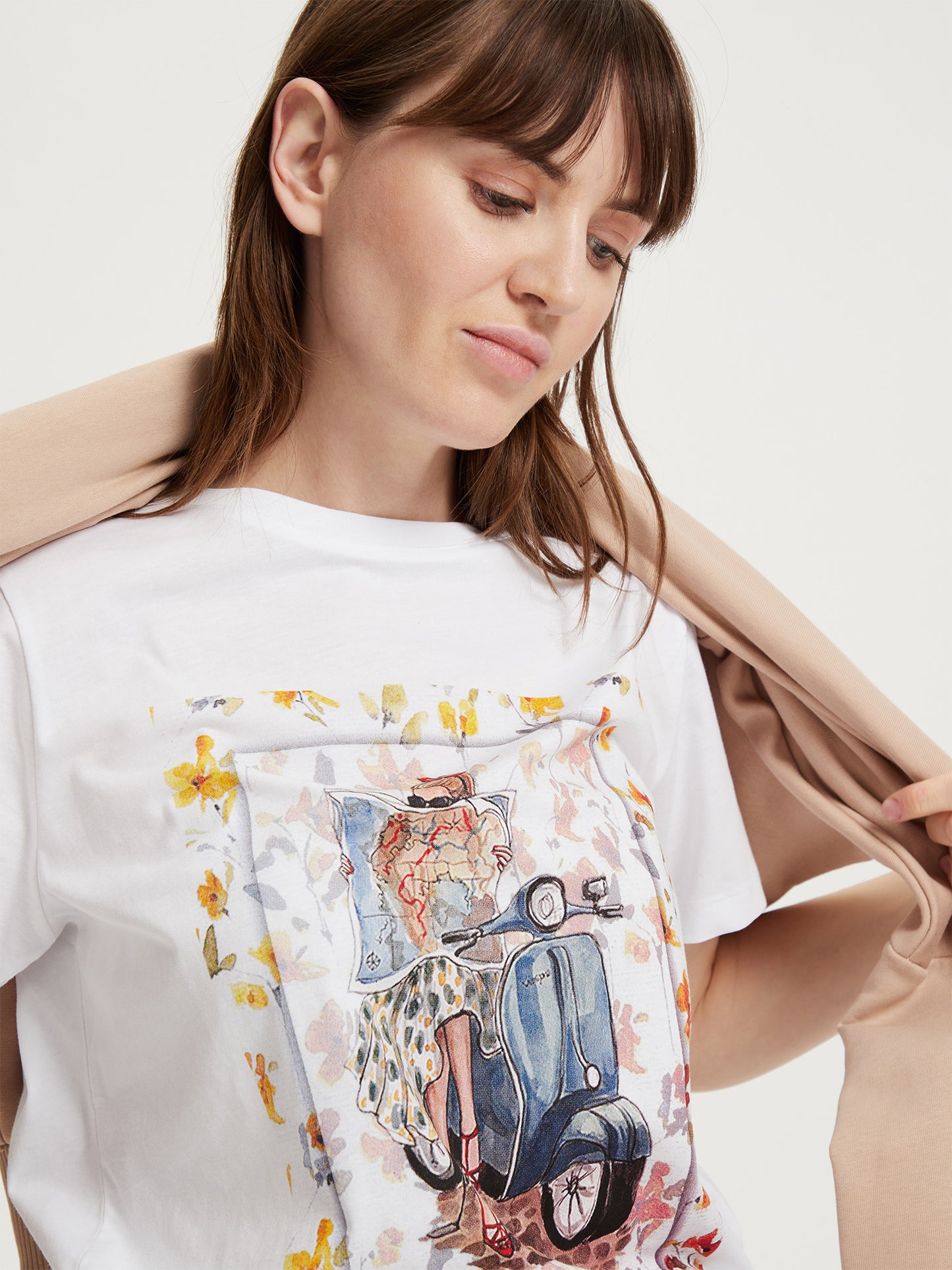 REGULAR FIT  T-SHIRT