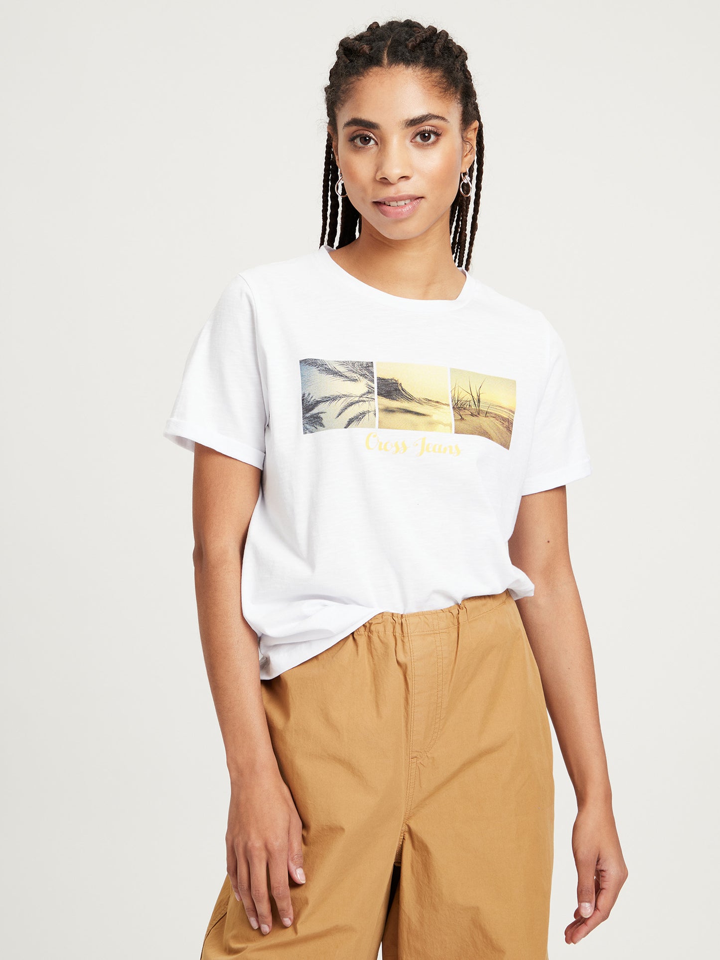 REGULAR FIT  T-SHIRT