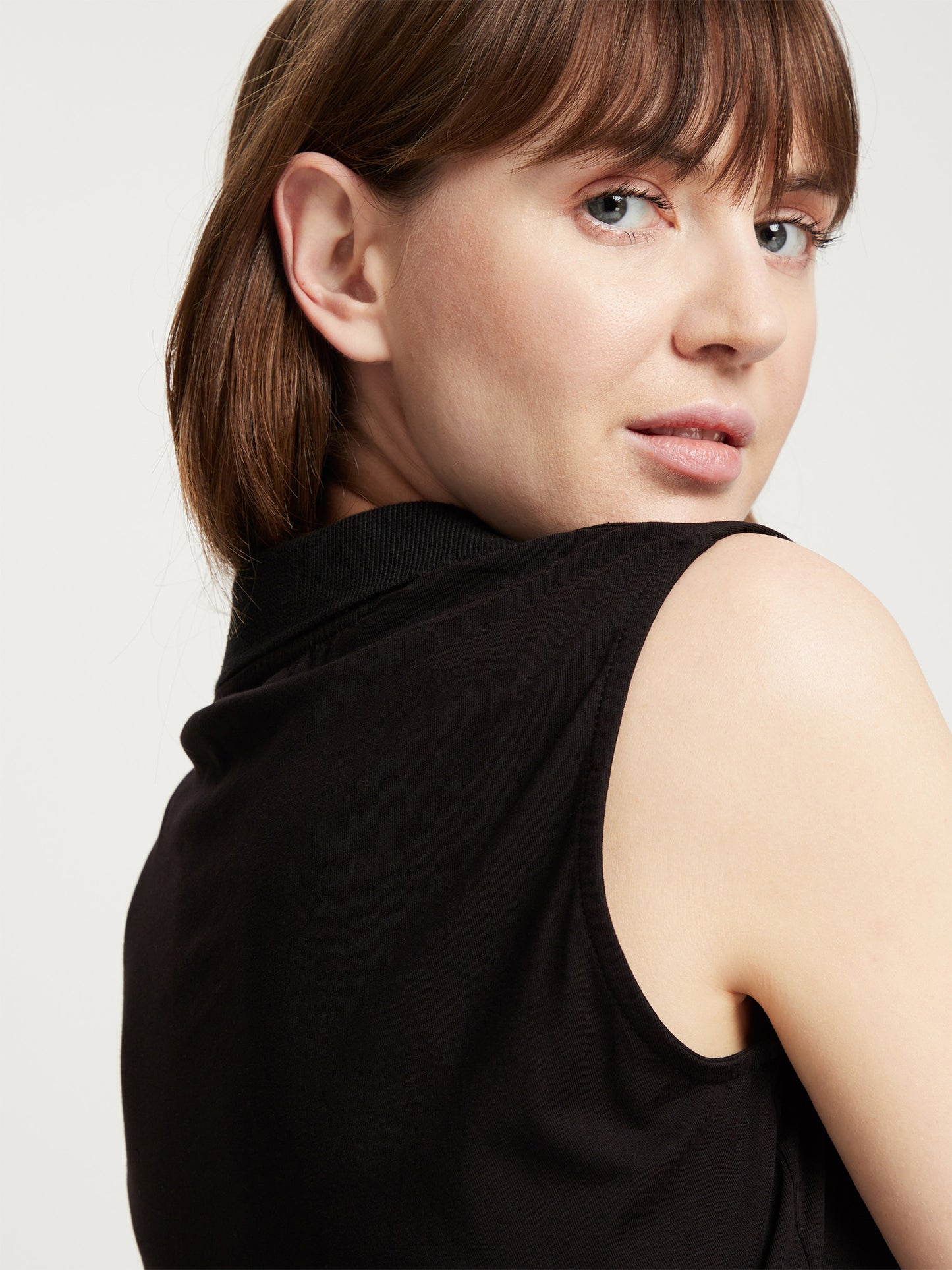 Ladies slim top polo collar black