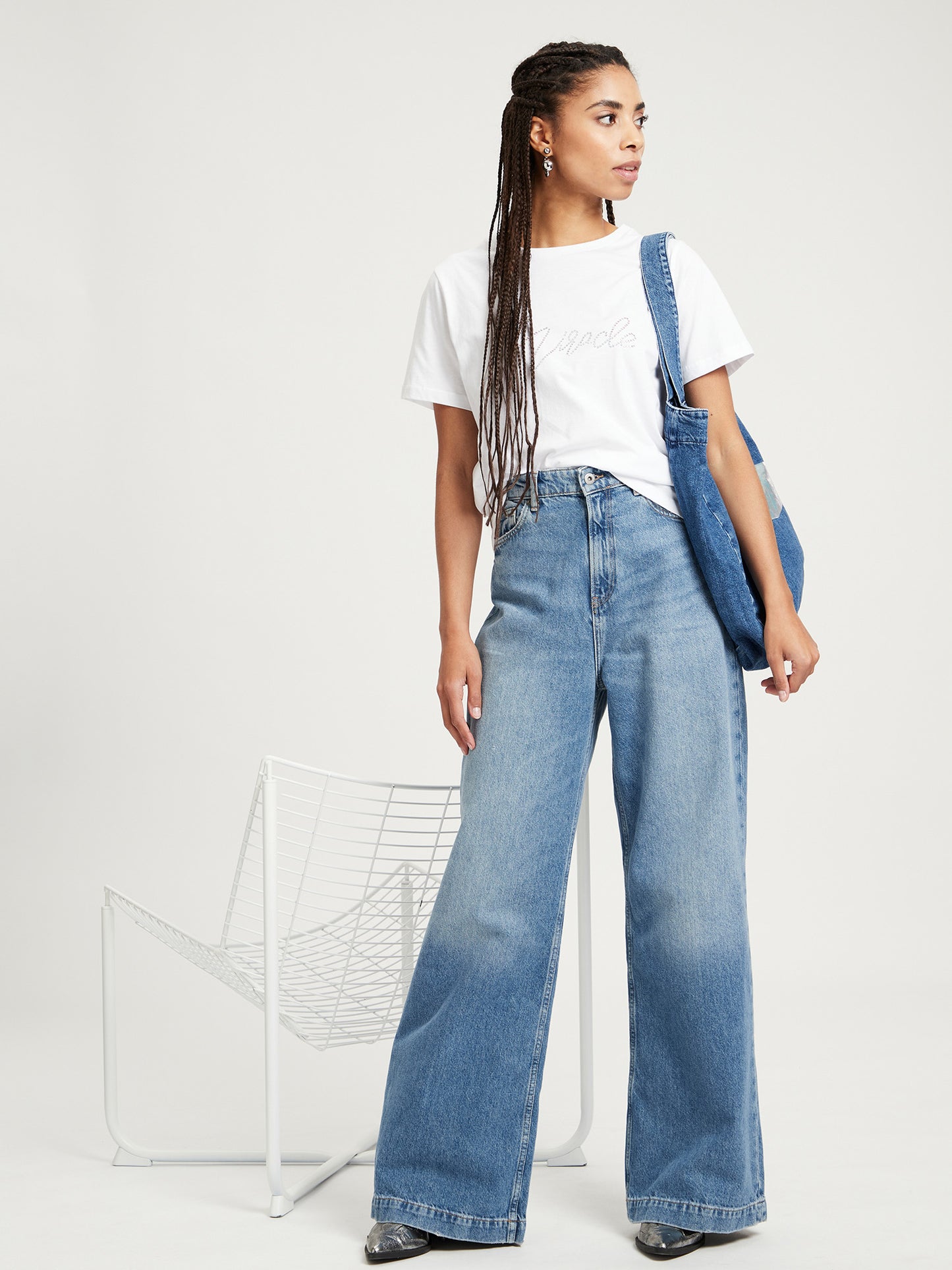 REGULAR FIT  T-SHIRT