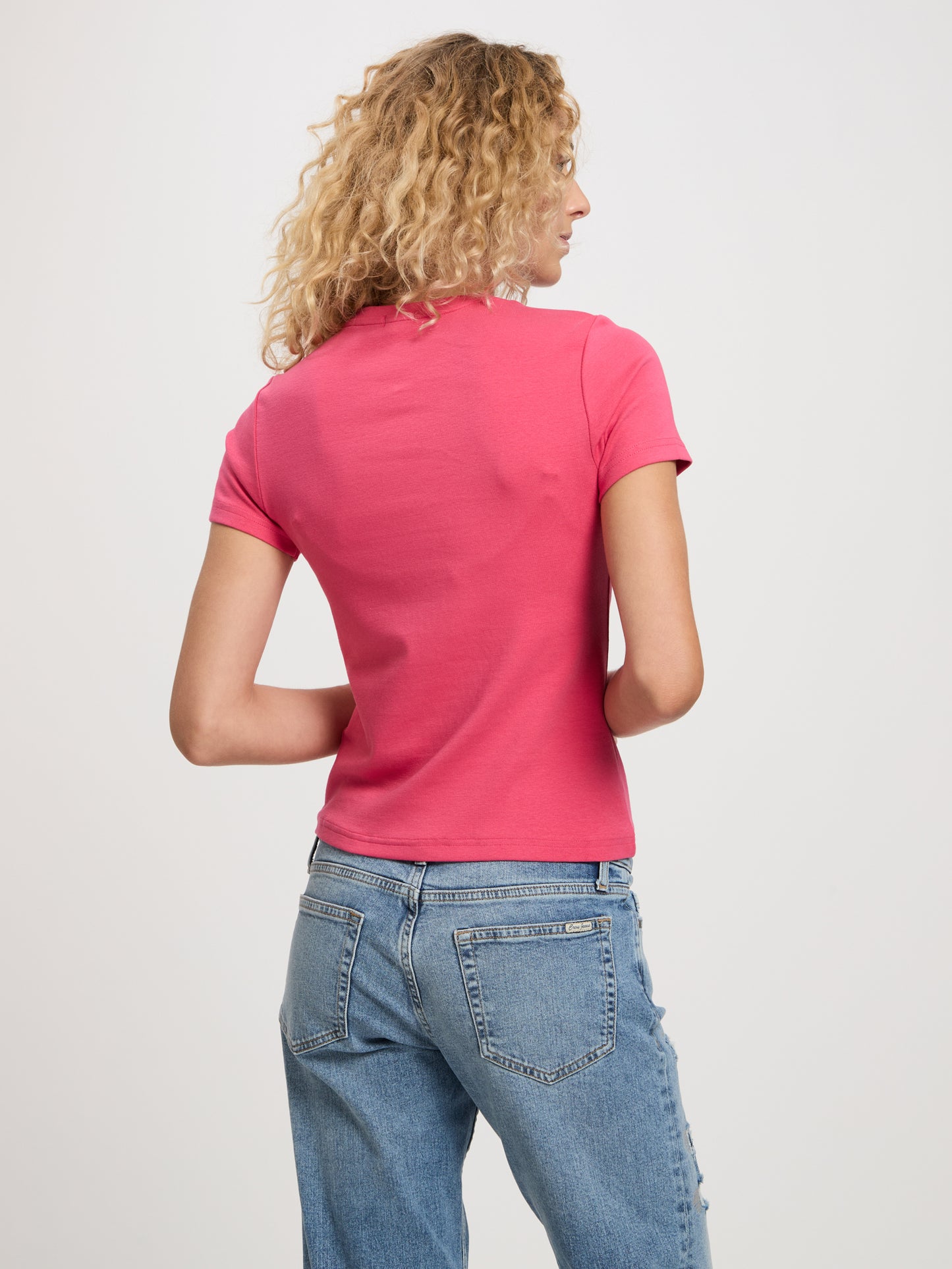REGULAR FIT  T-SHIRT