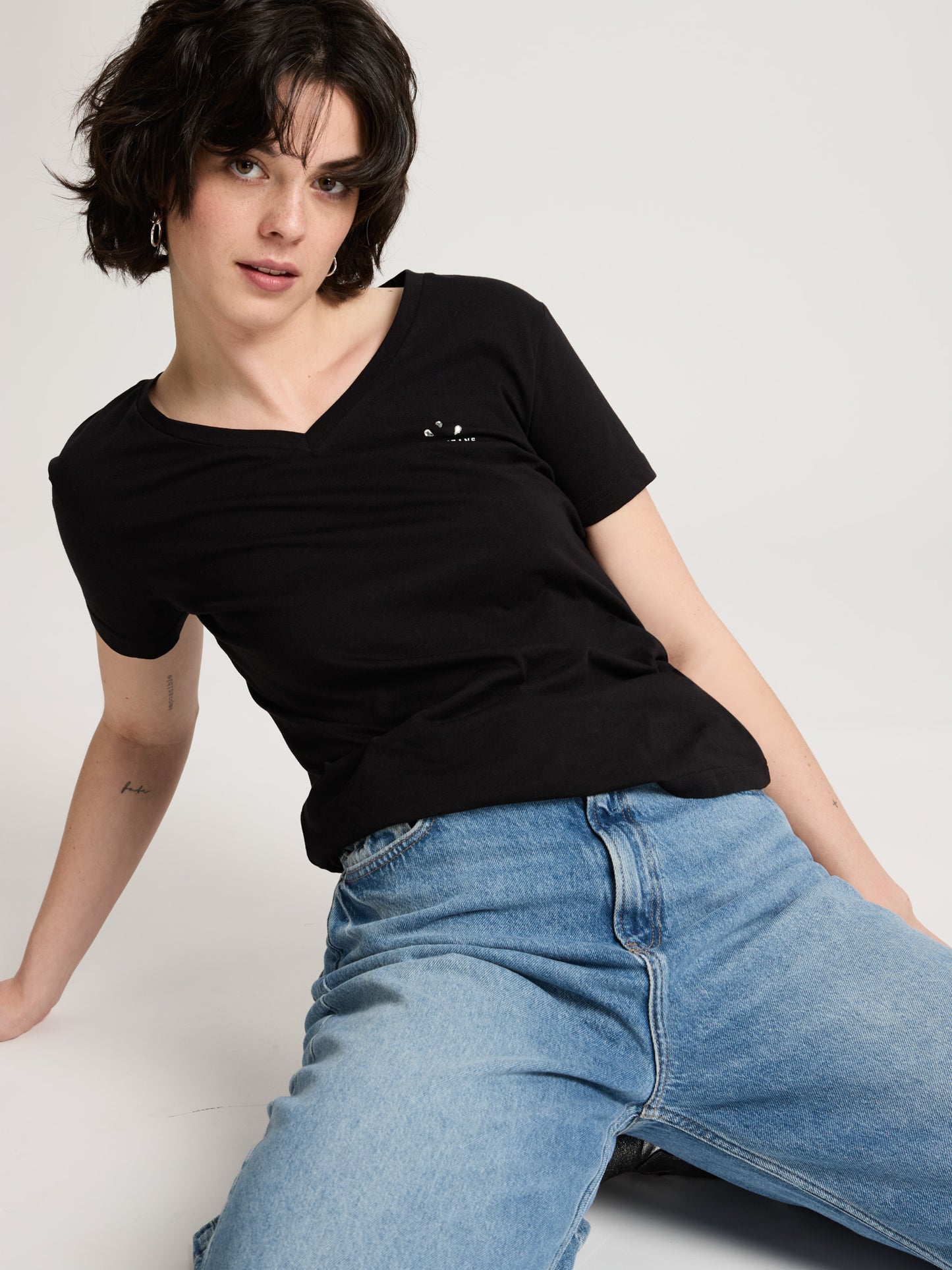 REGULAR FIT  T-SHIRT