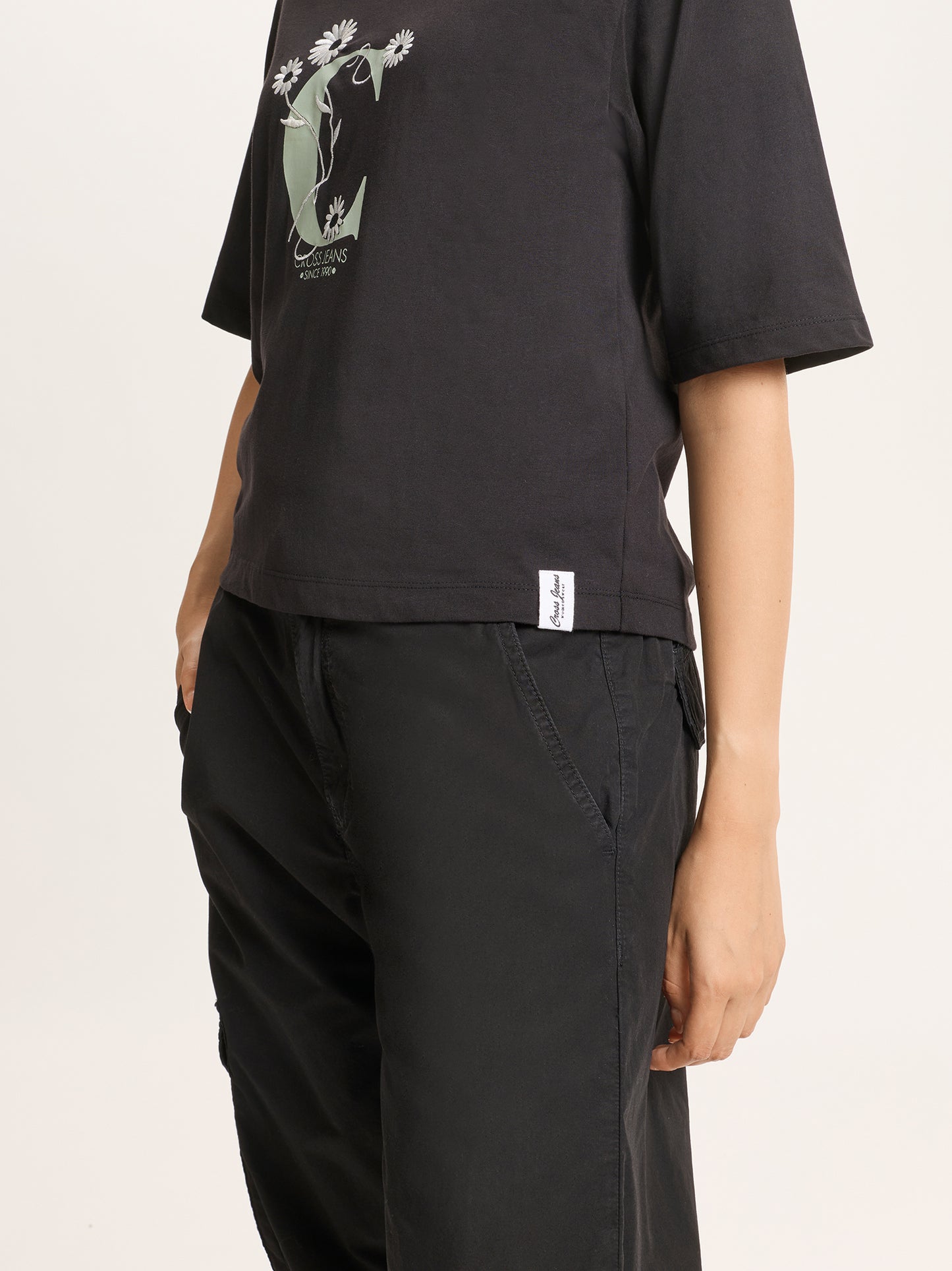 REGULAR FIT T-SHIRT