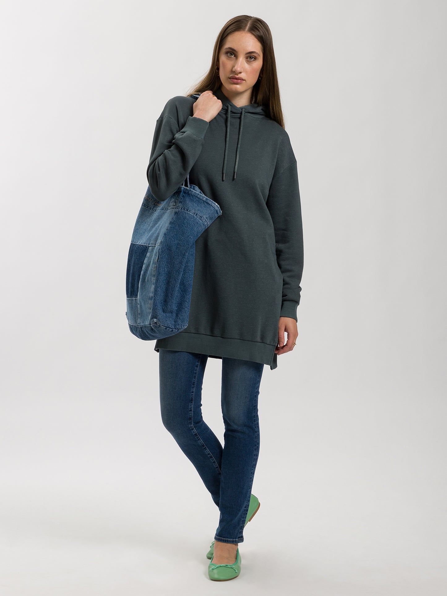 REGULAR FIT  KLEID