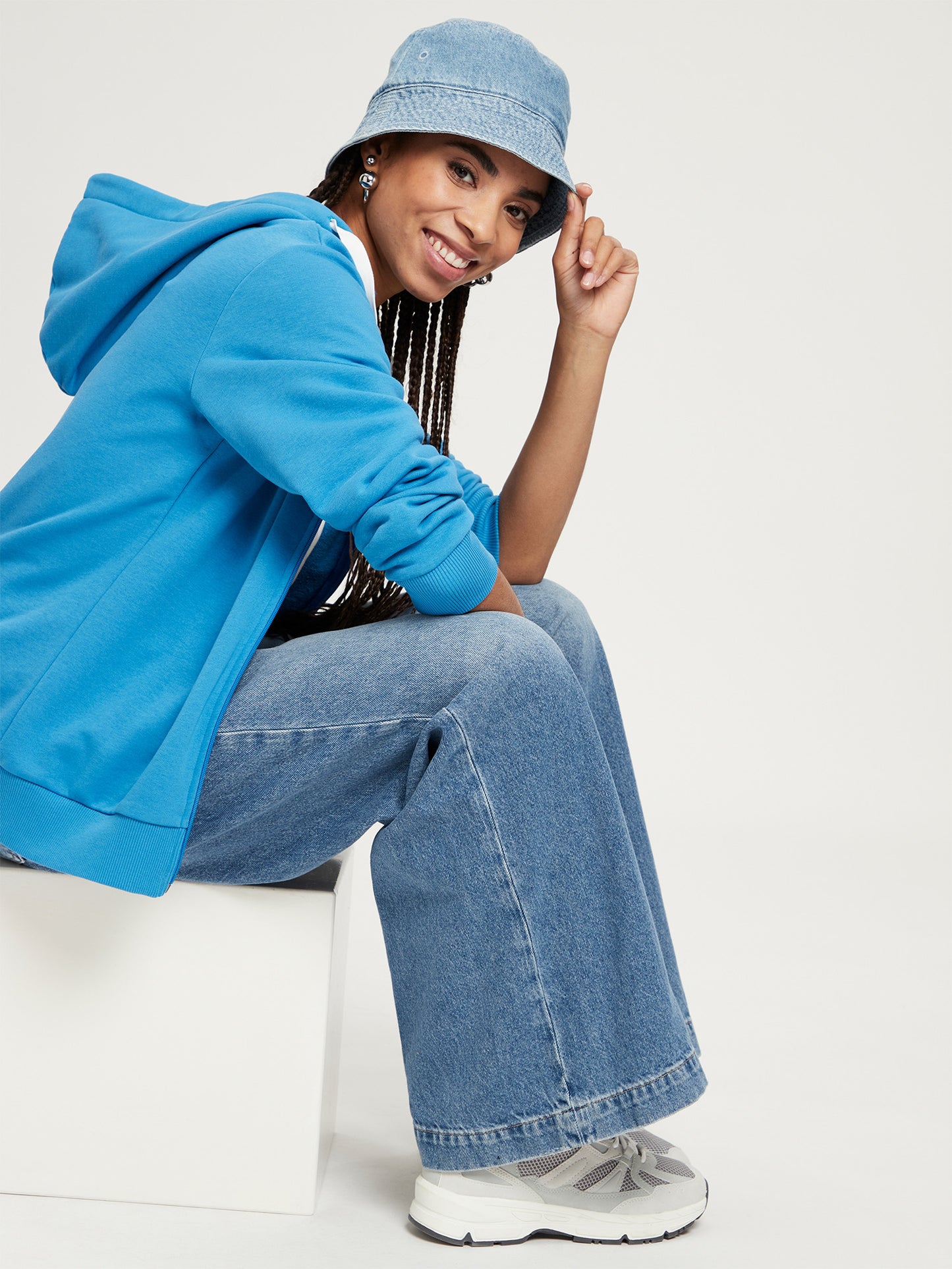REGULAR FIT  SWEATSHIRTJACKE