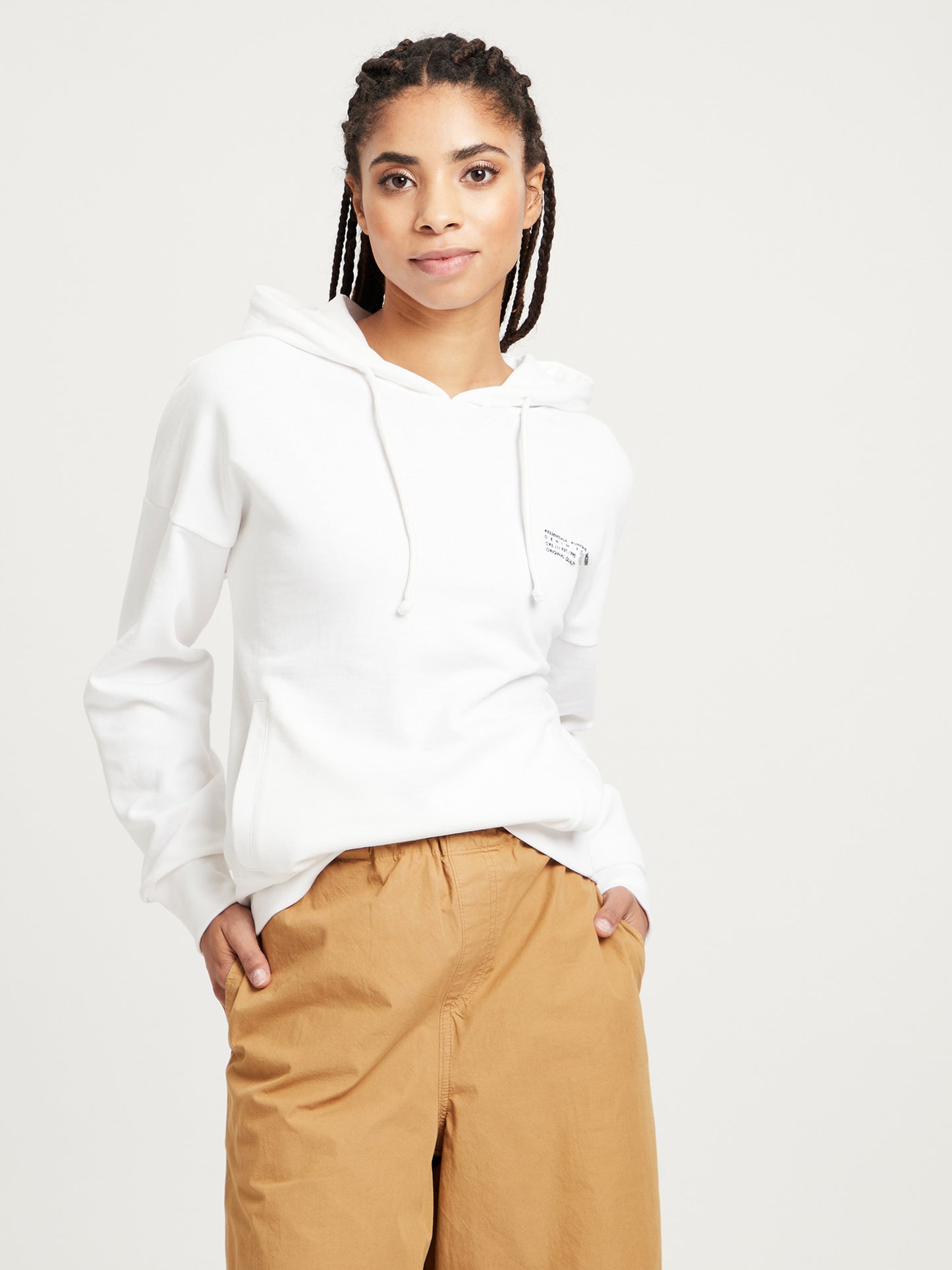 Women's regular hoodie with two pockets, white.