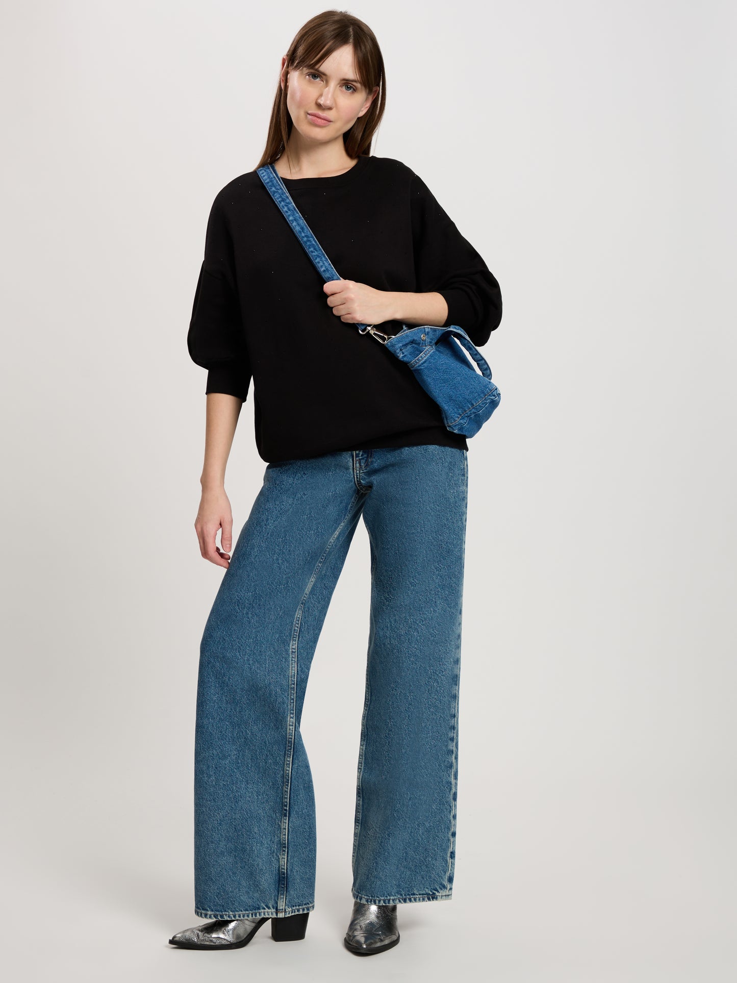 REGULAR FIT  SWEATSHIRT