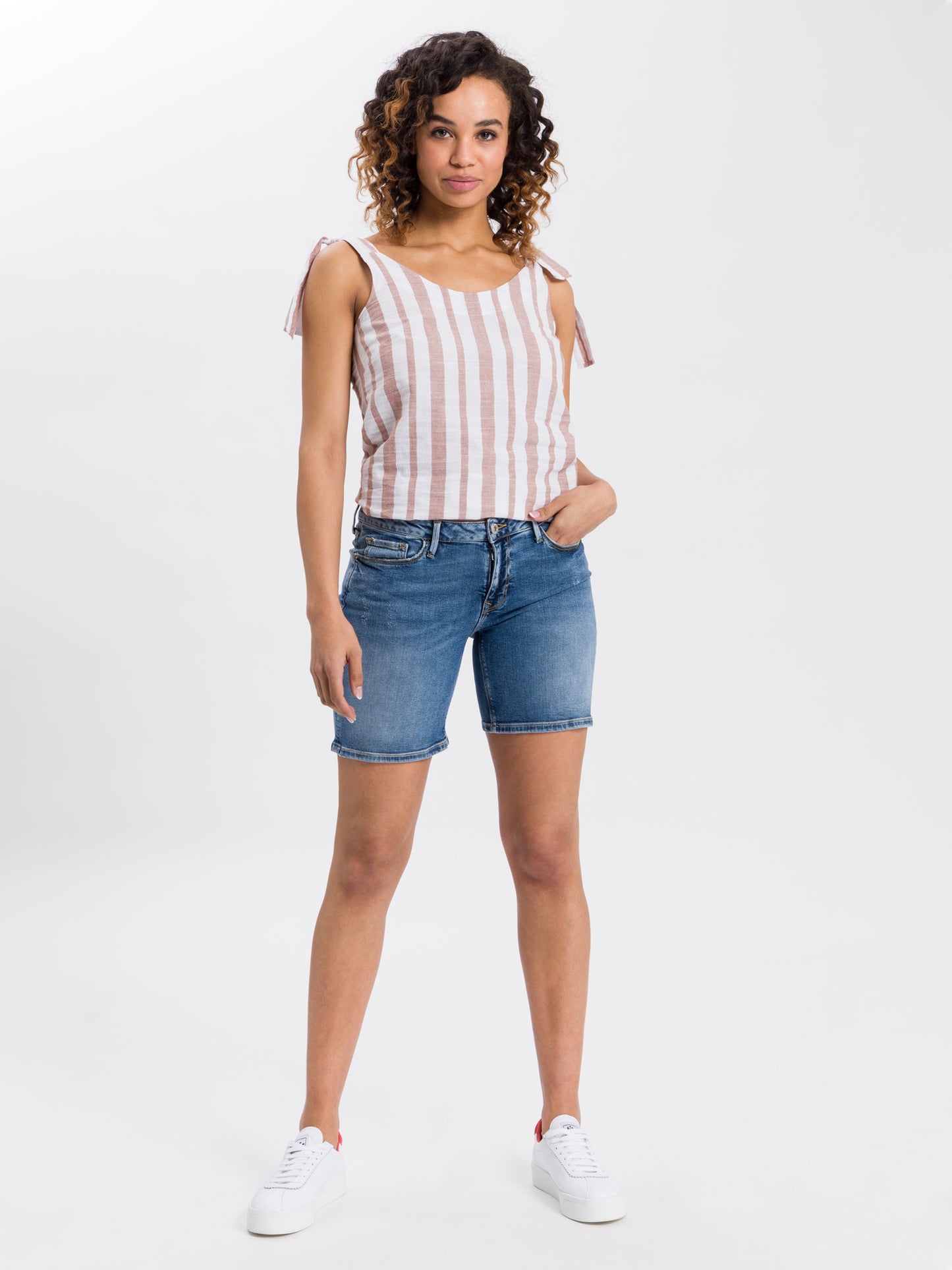 Zena women's jeans slim shorts medium blue
