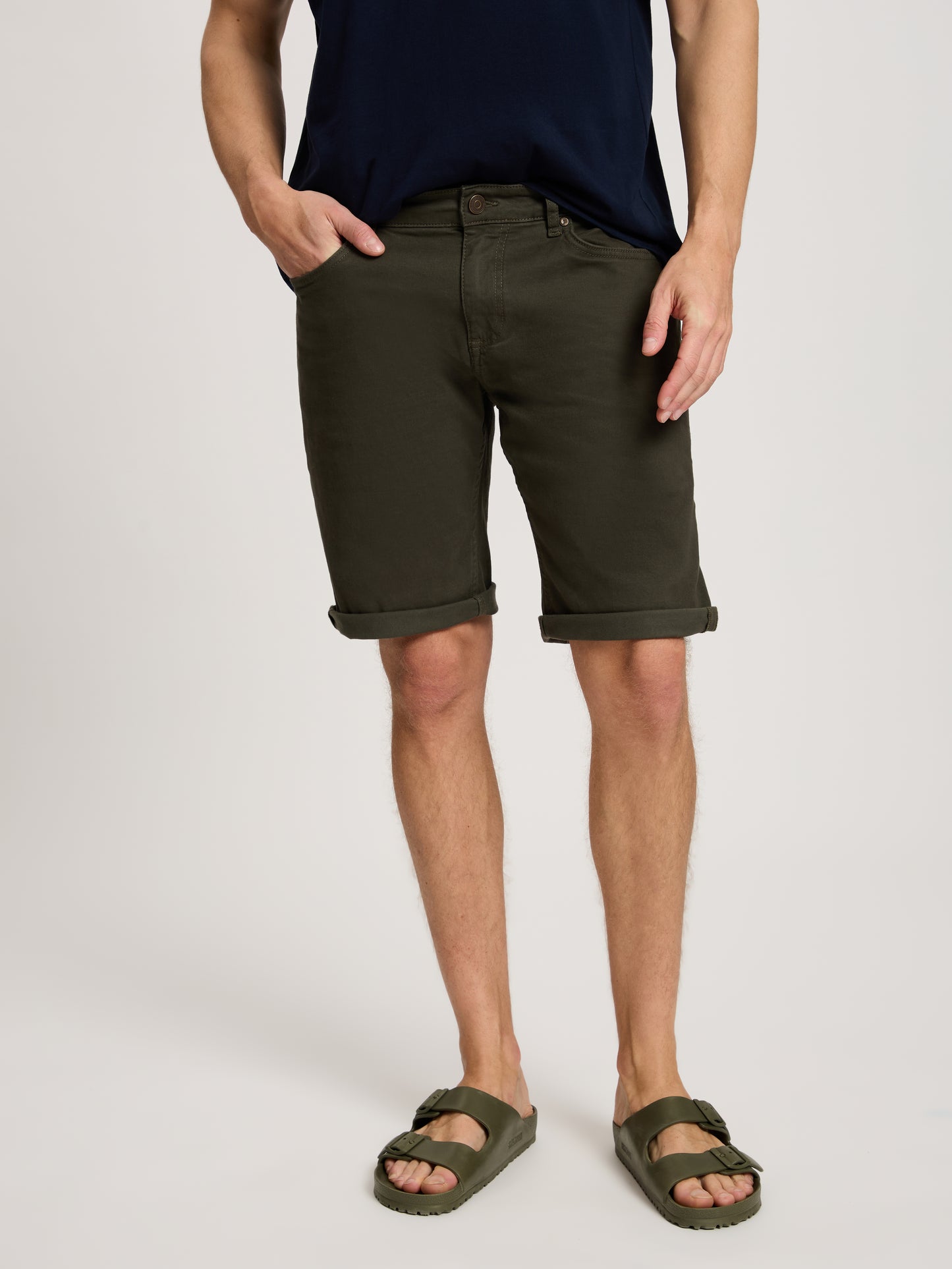 LEOM | HERREN JEANS SHORTS