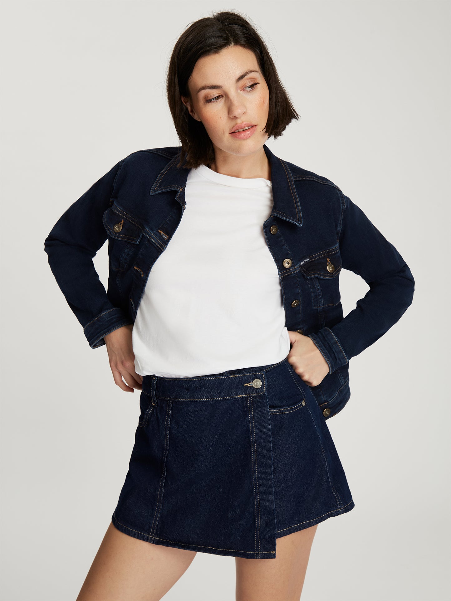DAMEN JEANS SHORTS