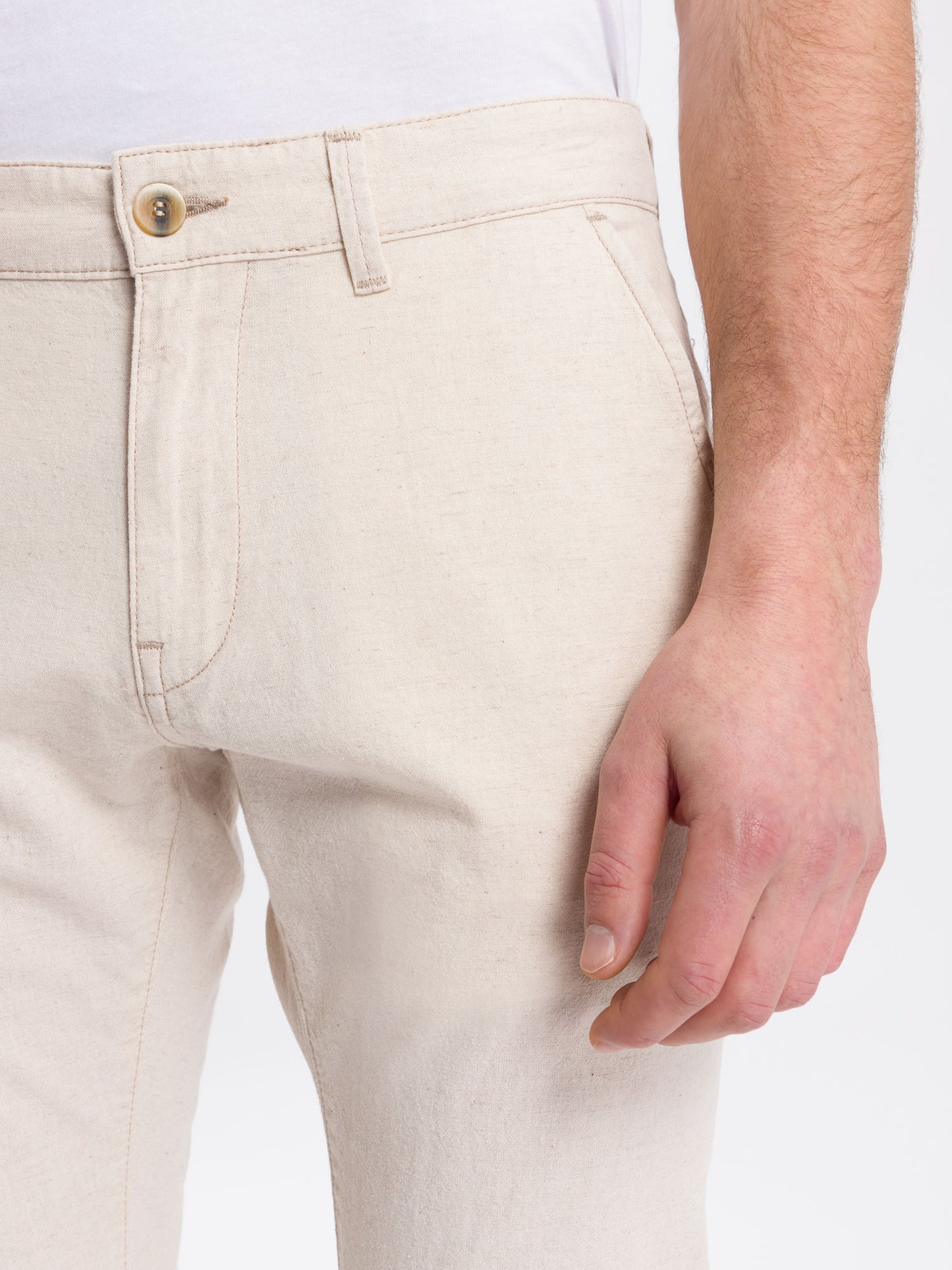 Men's slim tapered fit chinos beige