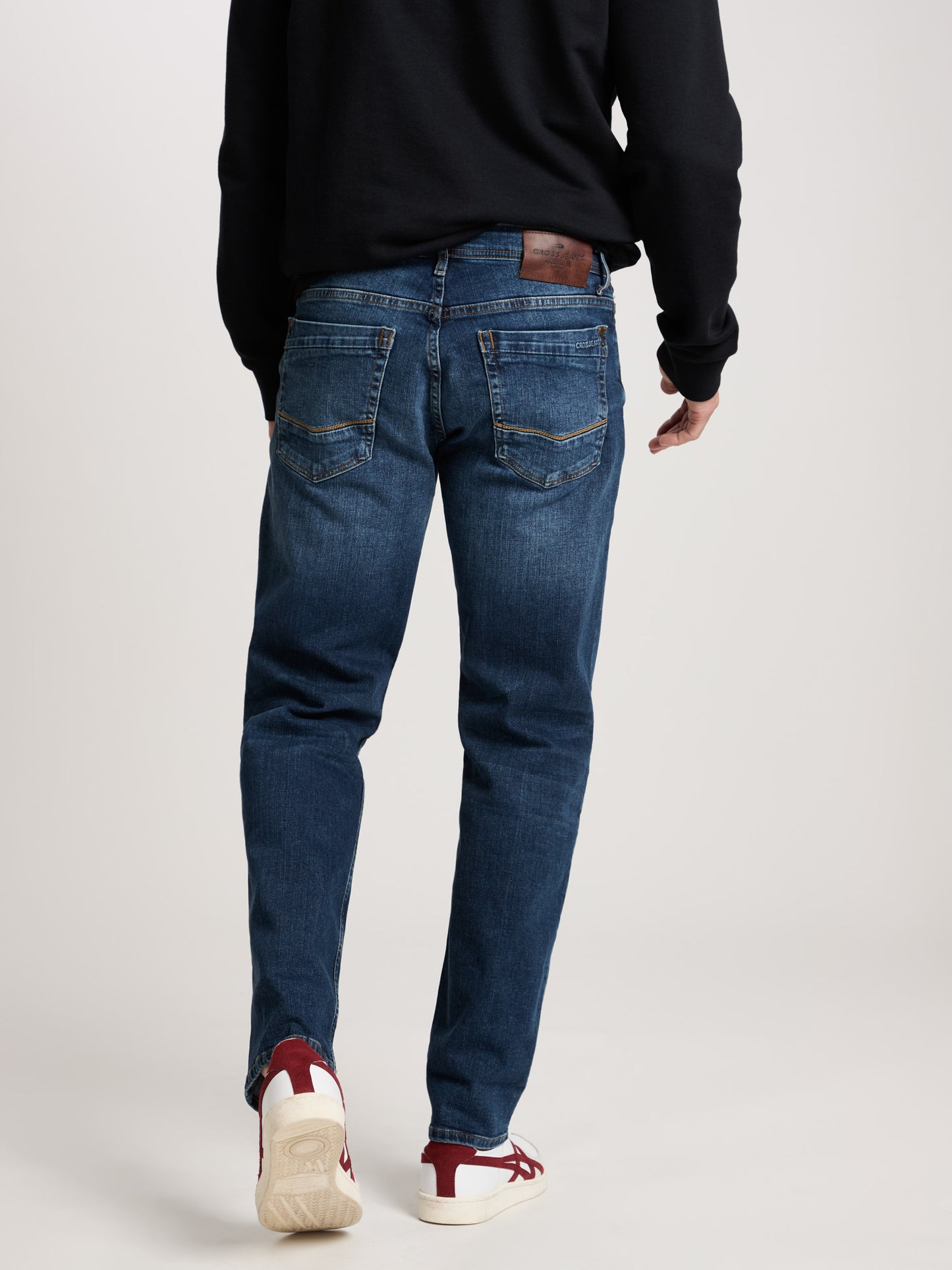 Antonio men's jeans relaxed fit regular waist straight leg dark blue