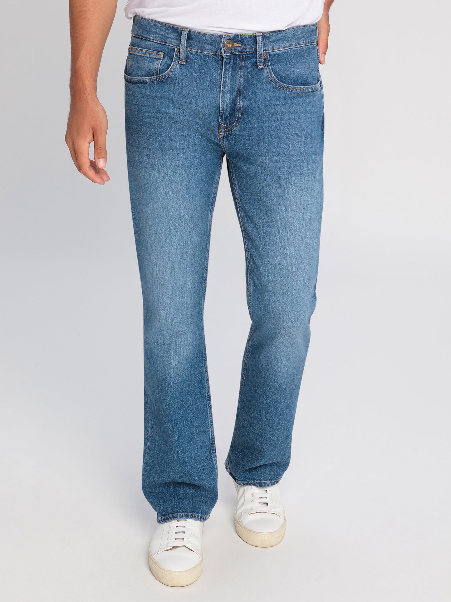 Colin Herren Jeans Bootcut in hell blau