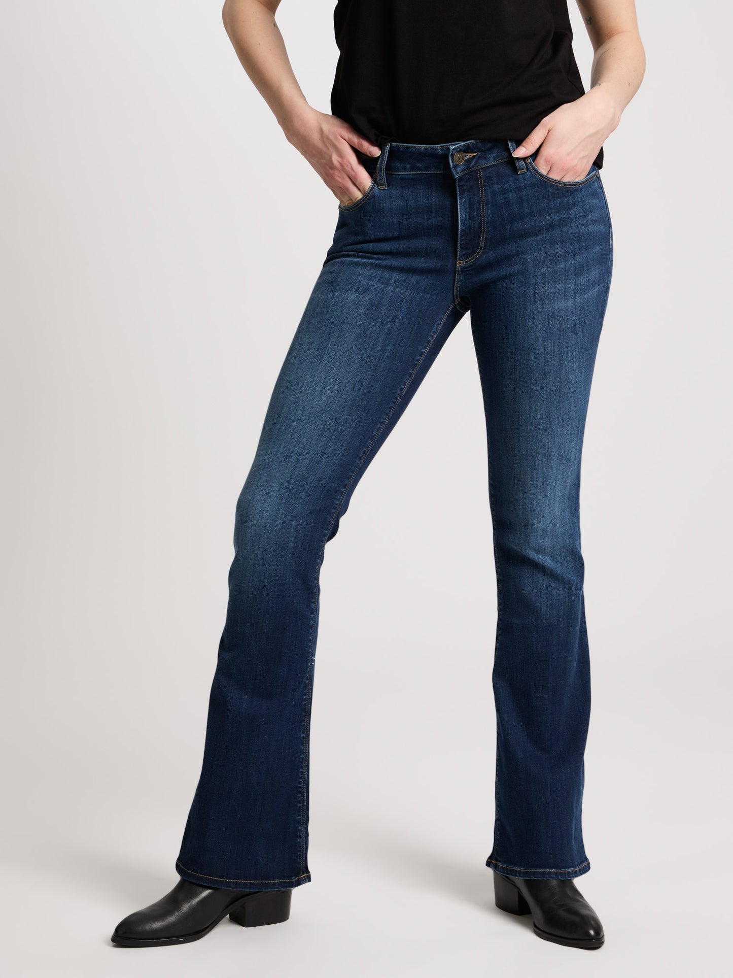 FAYE | SLIM FIT