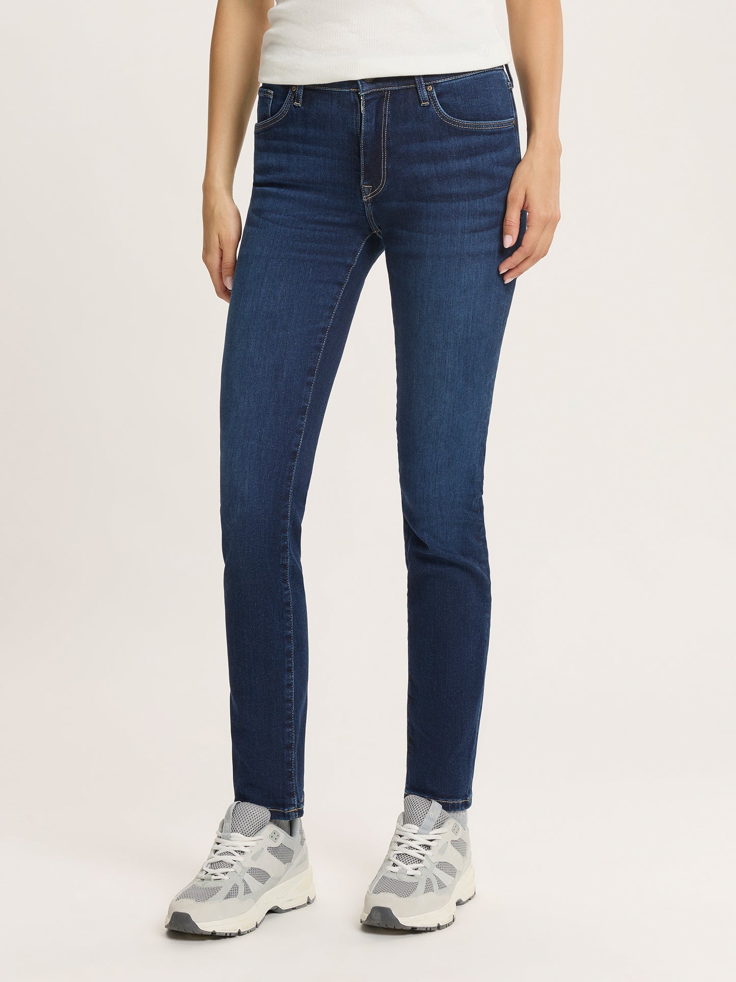ANYA | SLIM FIT JEANS