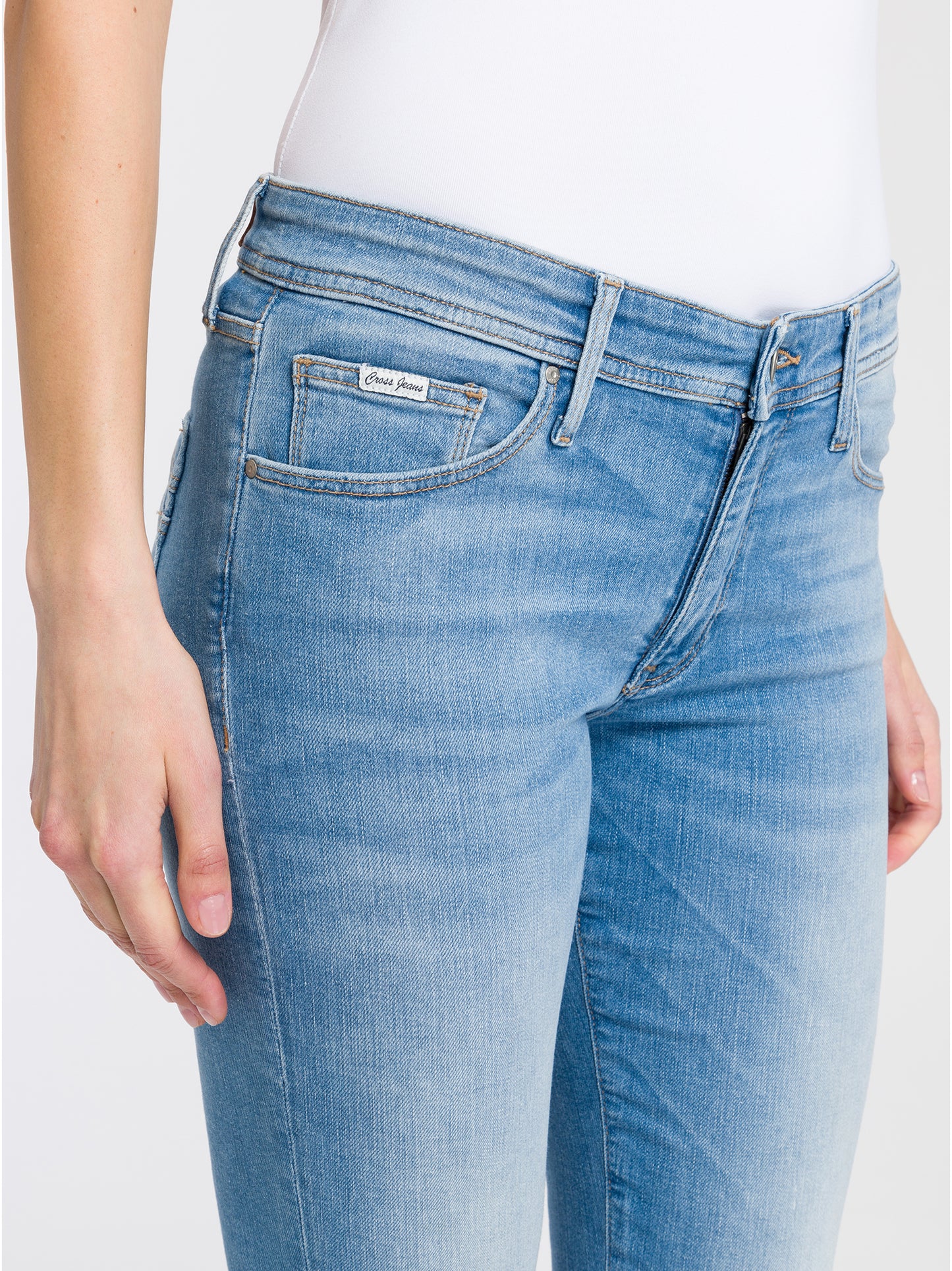 Anya women's jeans slim fit high waist light blue