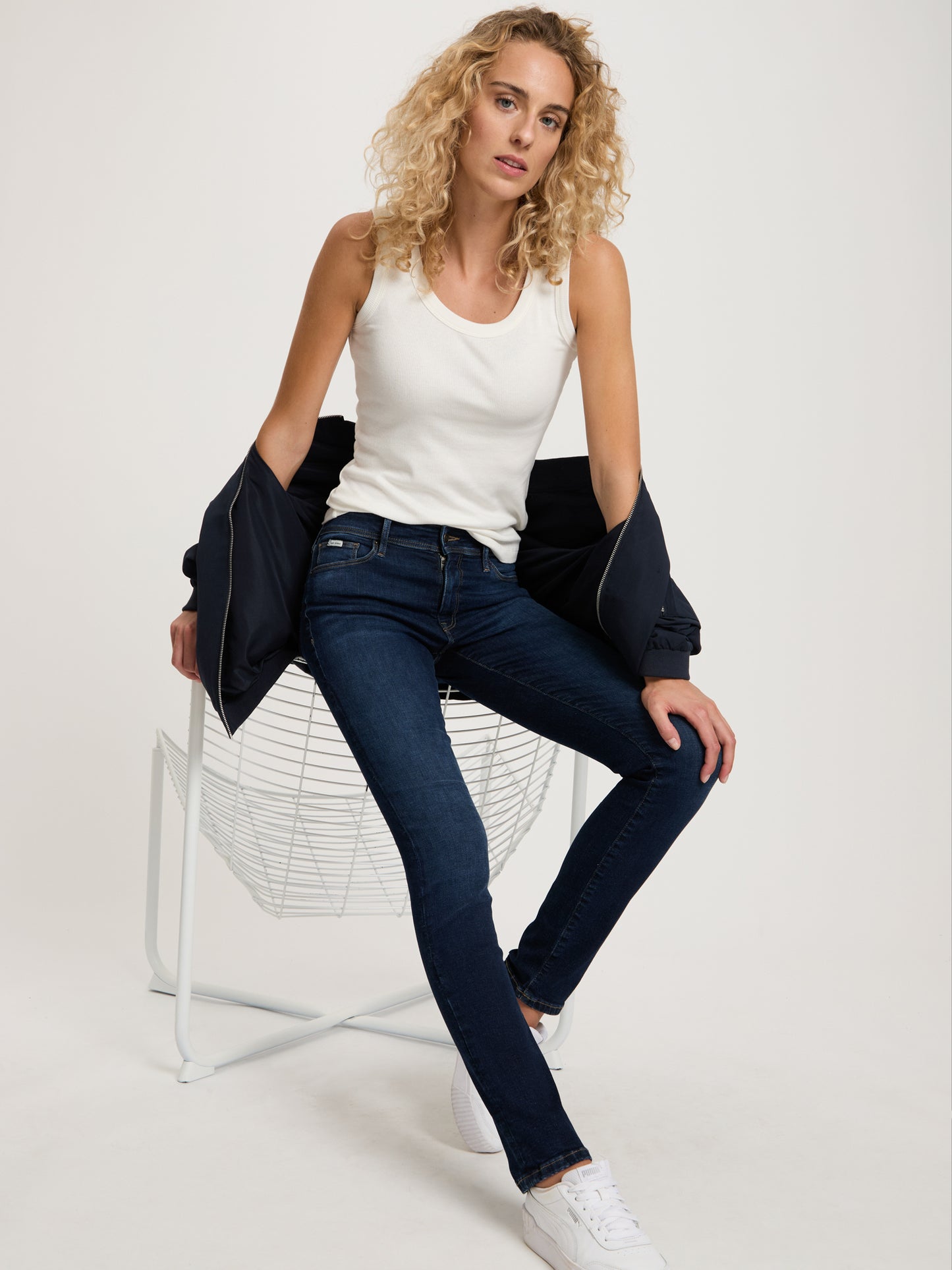 Anya women's jeans slim fit mid waist dark blue