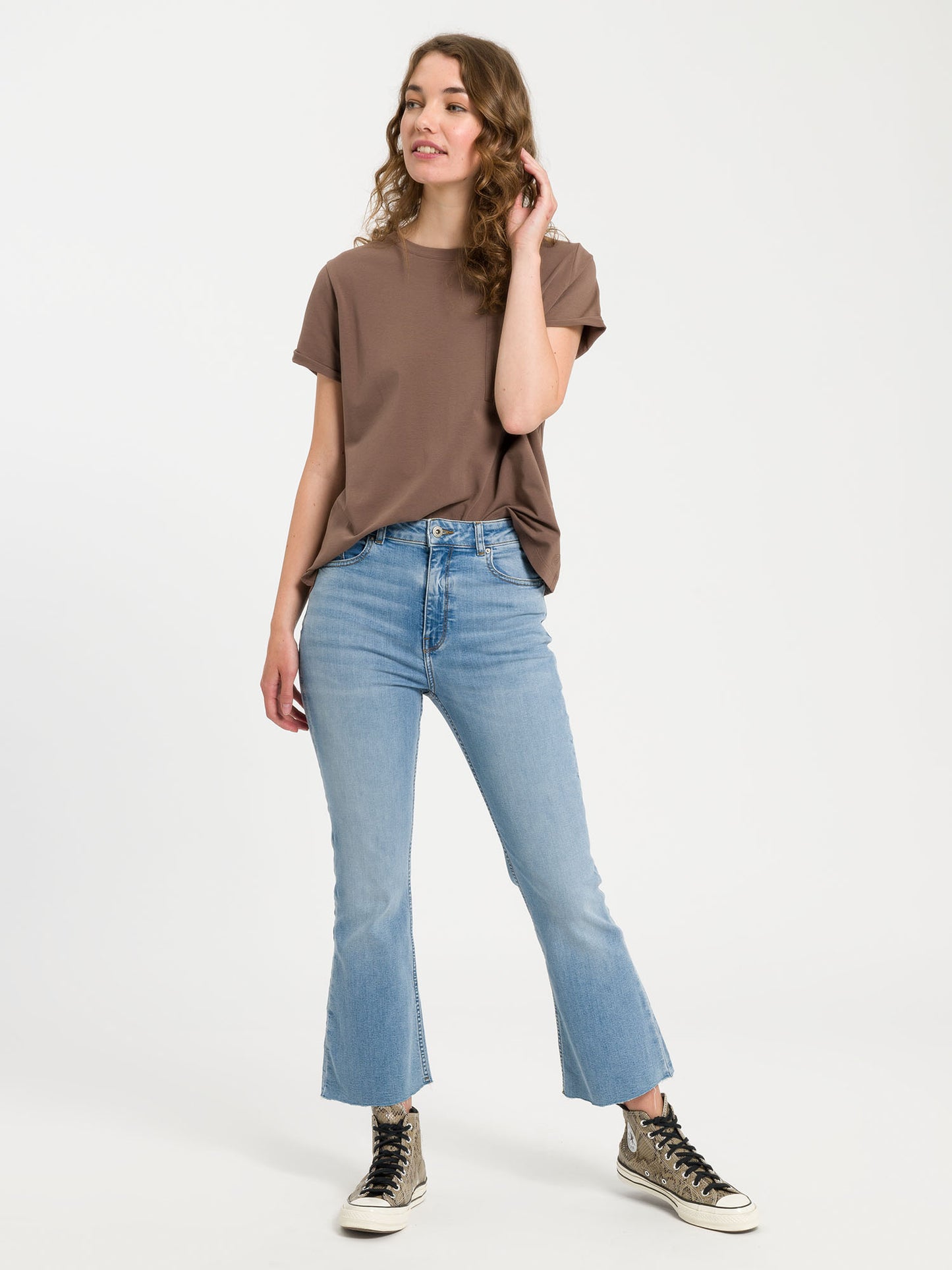 CROPPED FLARE | REGULAR FIT JEANS