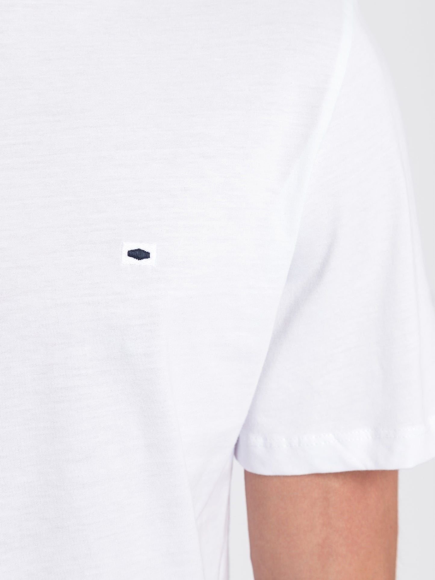 Basic men's T-shirt in white