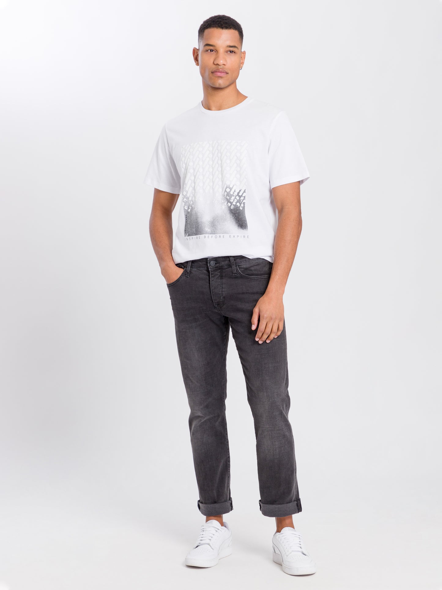 Men's regular t-shirt white