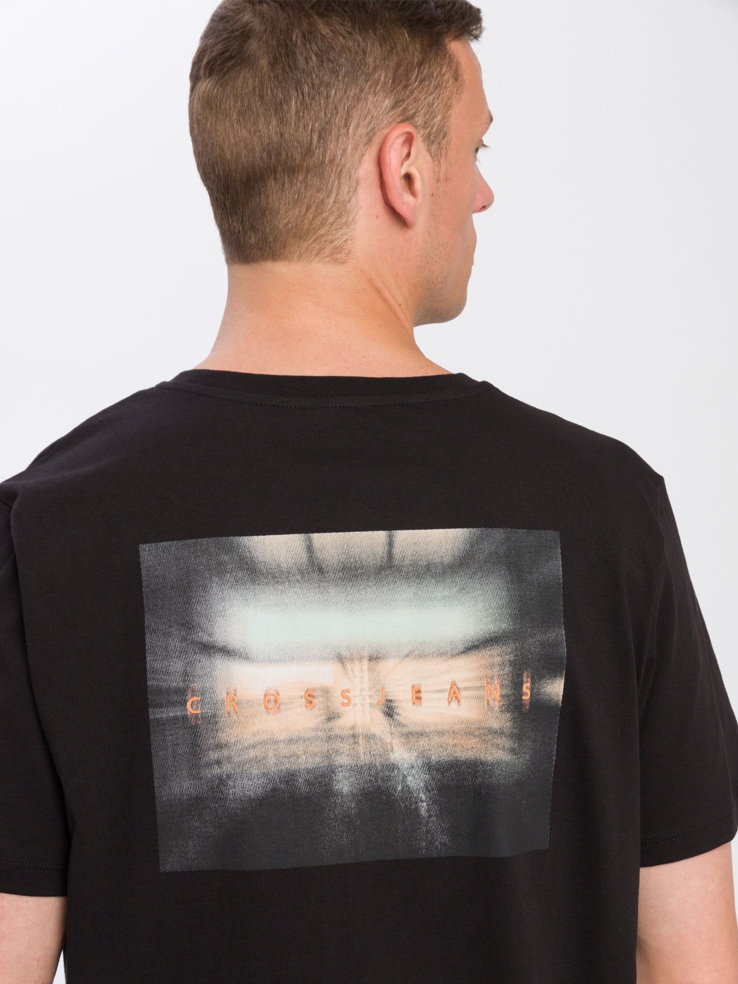 Men's regular t-shirt with back print black