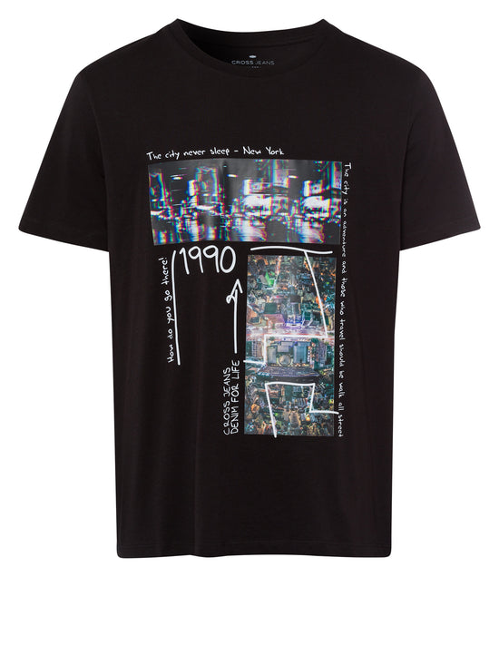 Men's regular T-shirt with print, black.