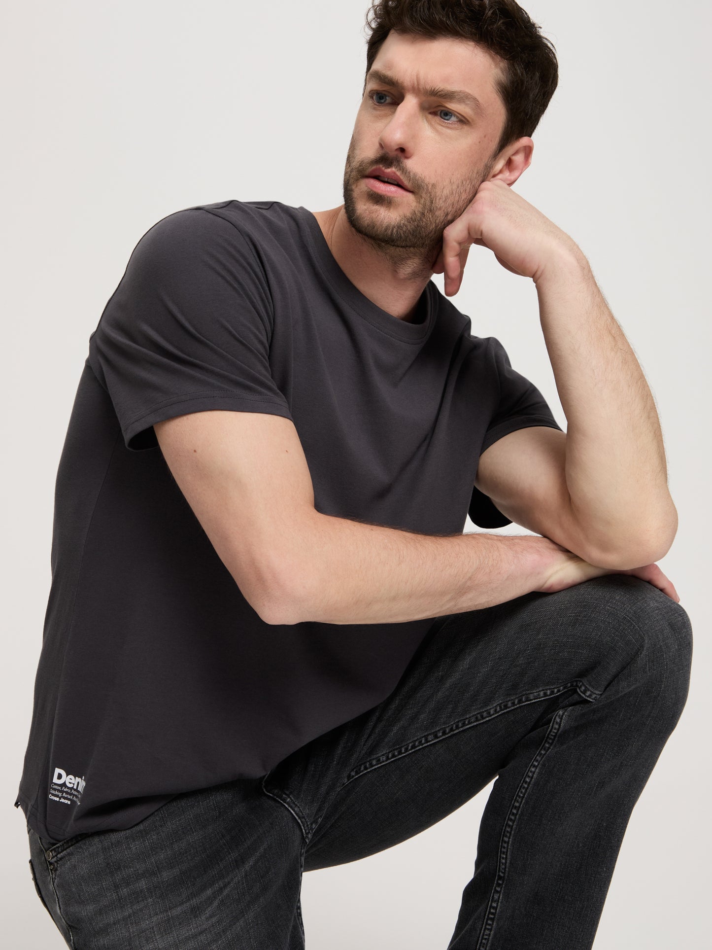 REGULAR FIT T-SHIRT
